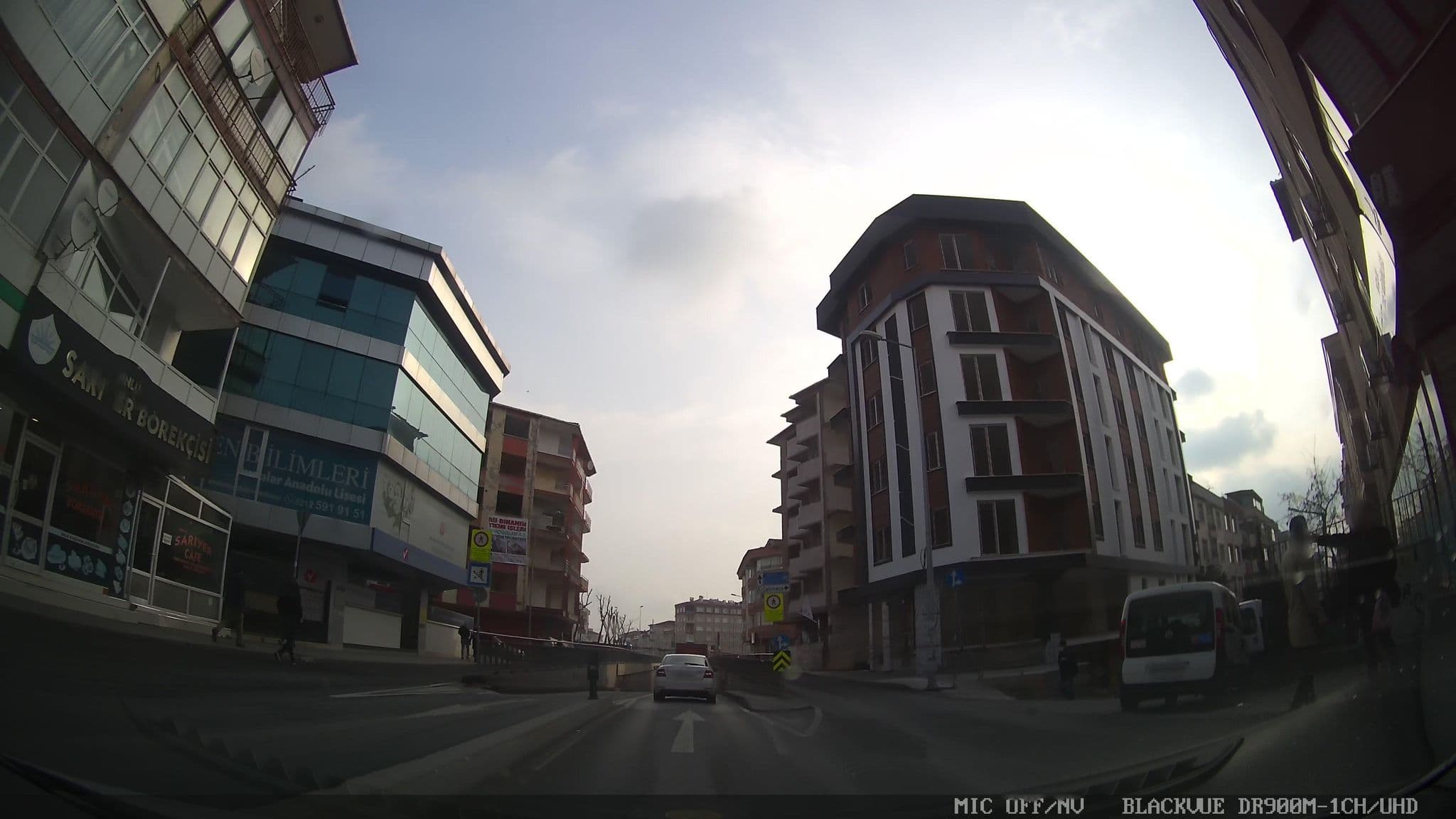 Street view near GÜNLÜK KİRALIK DAİRE, Küçükçekmece — © yercizenler (CC BY-SA · Mapillary)