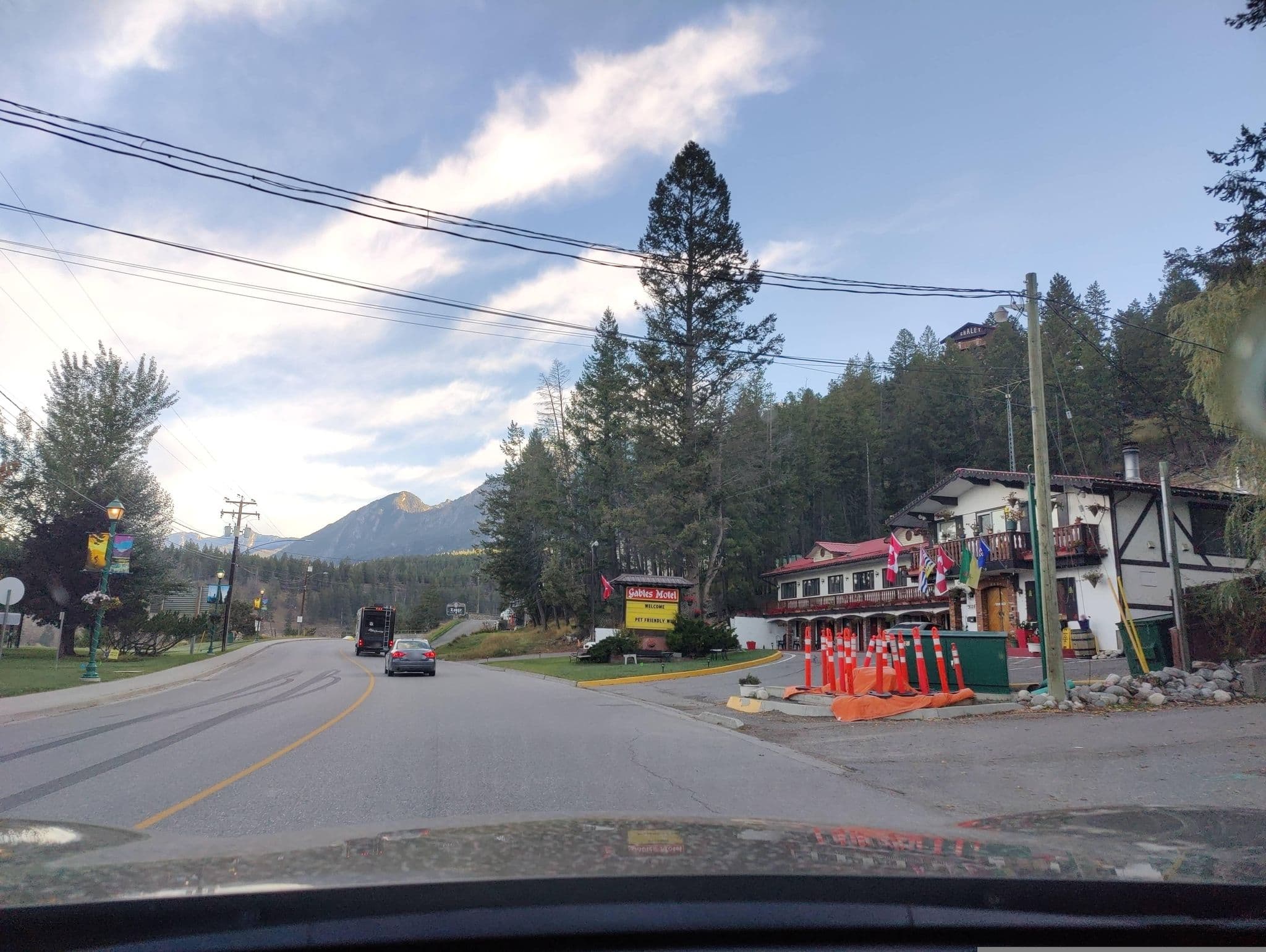 Street view near Gables Motel, Radium Hot Springs — © elphix (CC BY-SA · Mapillary)