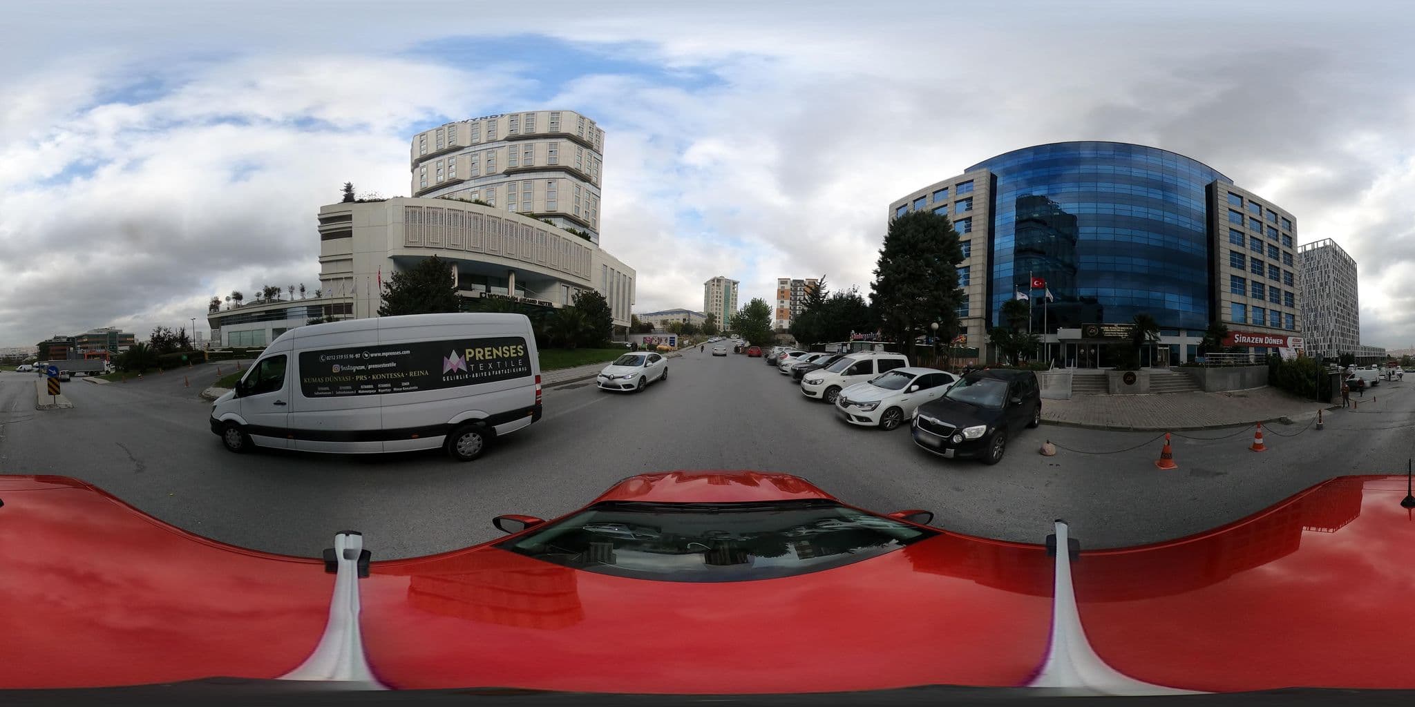 Street view near Whyndam Hotel Güneşli Şantiyesi, Bağcılar — © ademturkmen (CC BY-SA · Mapillary)