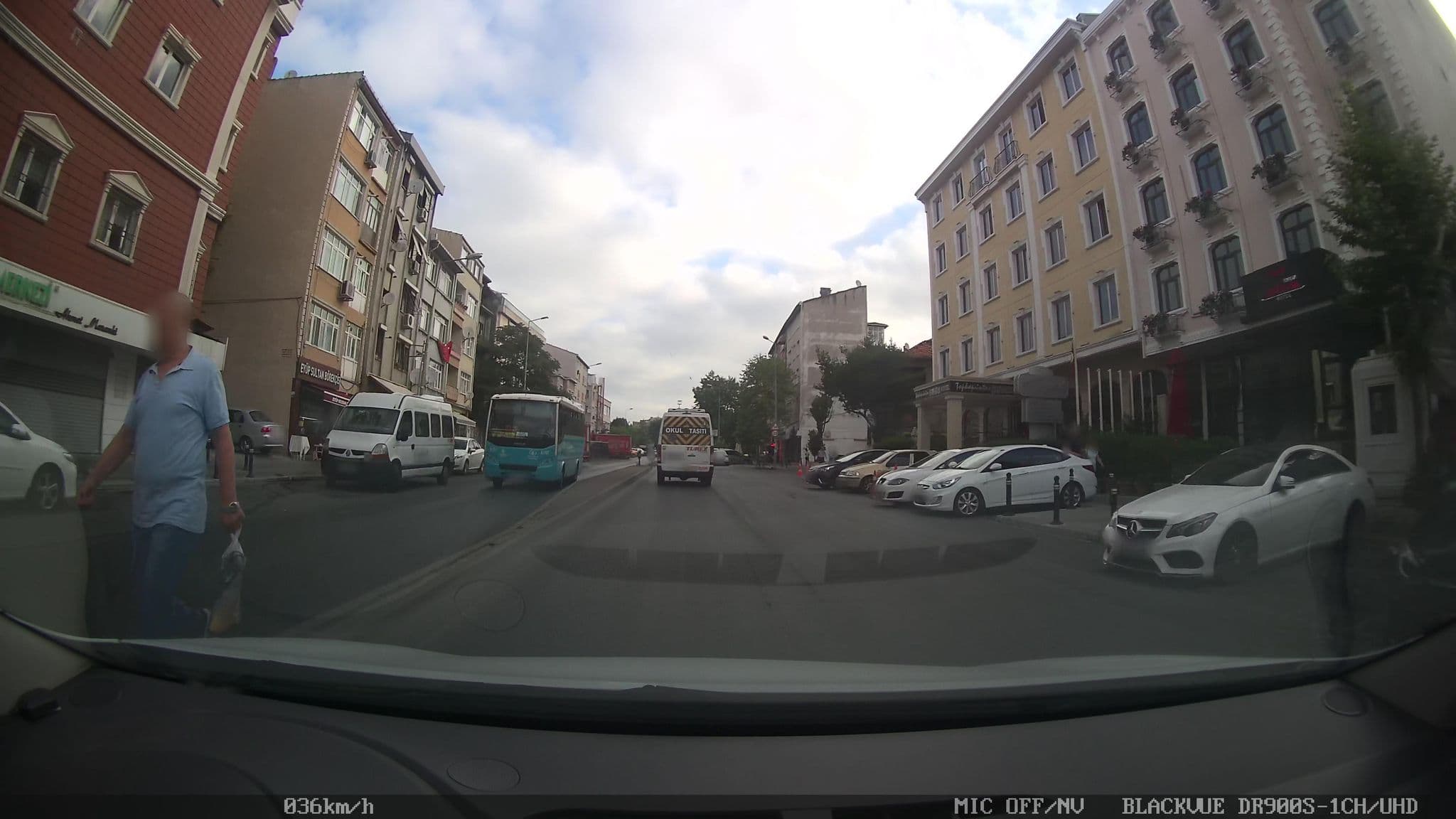 Street view near TOPKAPI sabena HOTEL, Fatih — © ahmetegri (CC BY-SA · Mapillary)