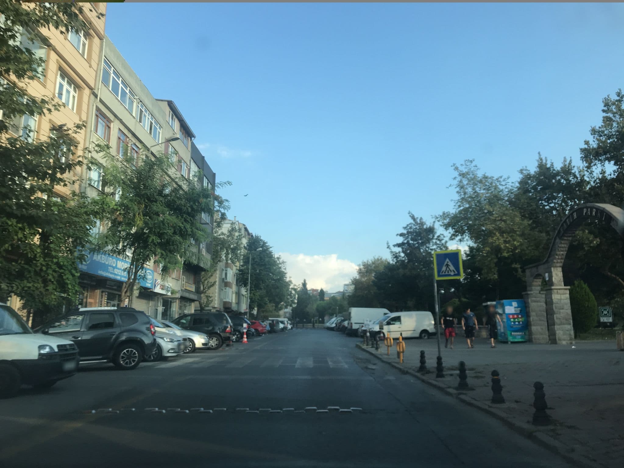 Street view near Kilyos Yalı Otel, Fatih — © azadezey (CC BY-SA · Mapillary)