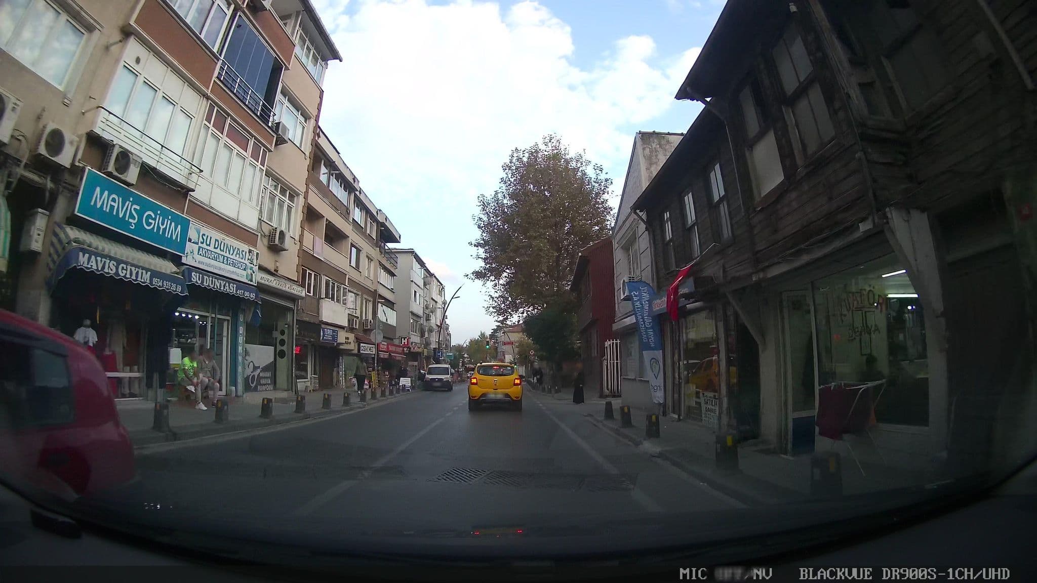Street view near Birer's Suites, Fatih — © asturksever (CC BY-SA · Mapillary)