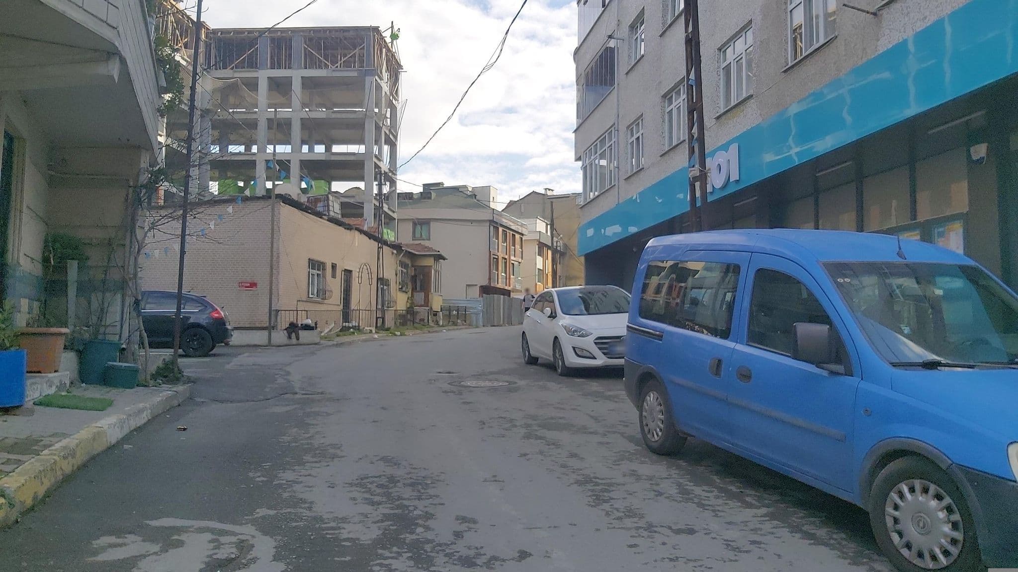 Street view near STT STAR TRAVEL, Şişli — © cliwoka (CC BY-SA · Mapillary)