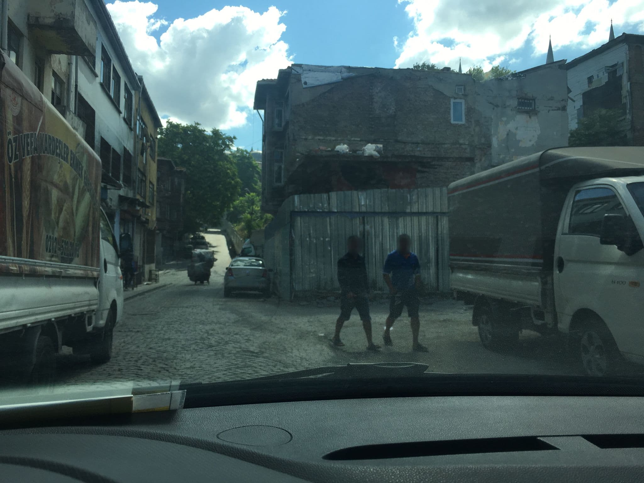 Street view near Ceylan Otel, Eminönü — © myusufuyan (CC BY-SA · Mapillary)