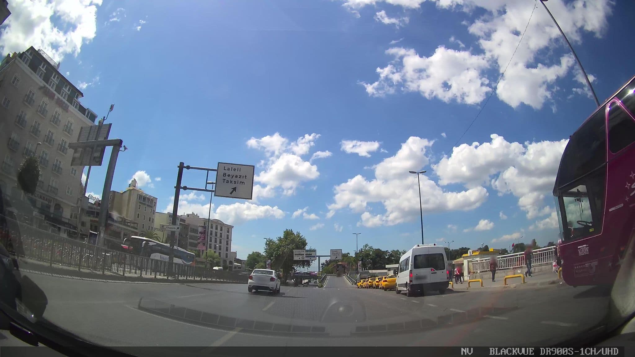 Street view near Asur Hotel, Istanbul — © asturksever (CC BY-SA · Mapillary)