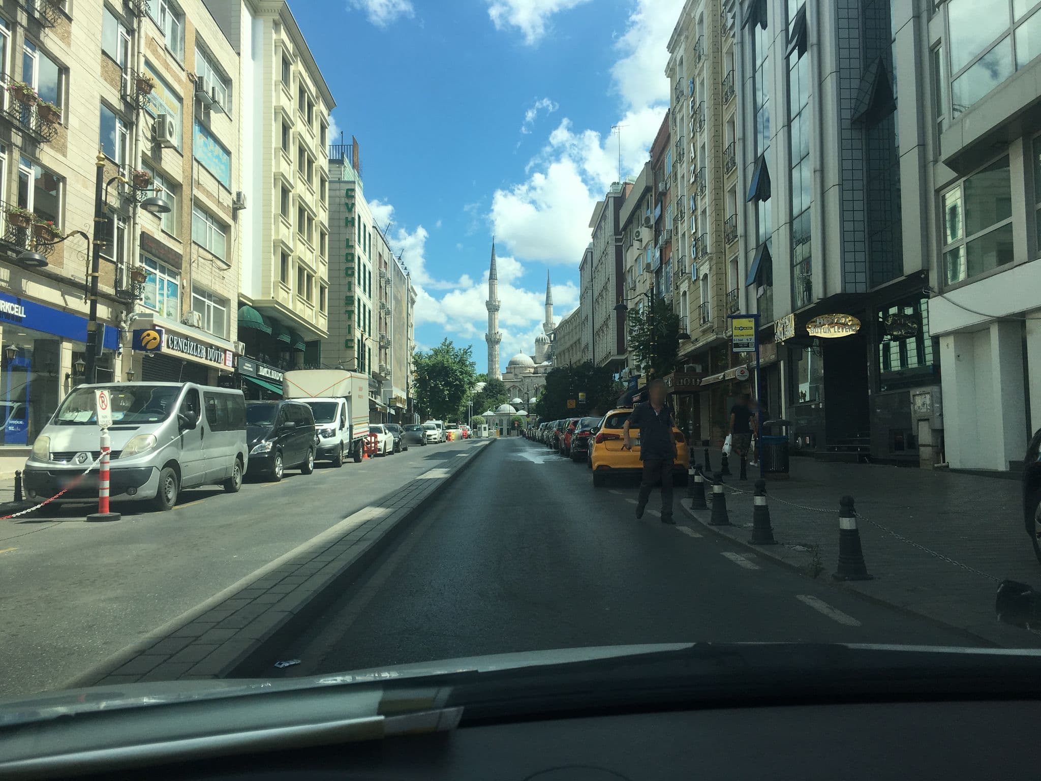 Street view near Şehzade Hotel, Istanbul — © myusufuyan (CC BY-SA · Mapillary)