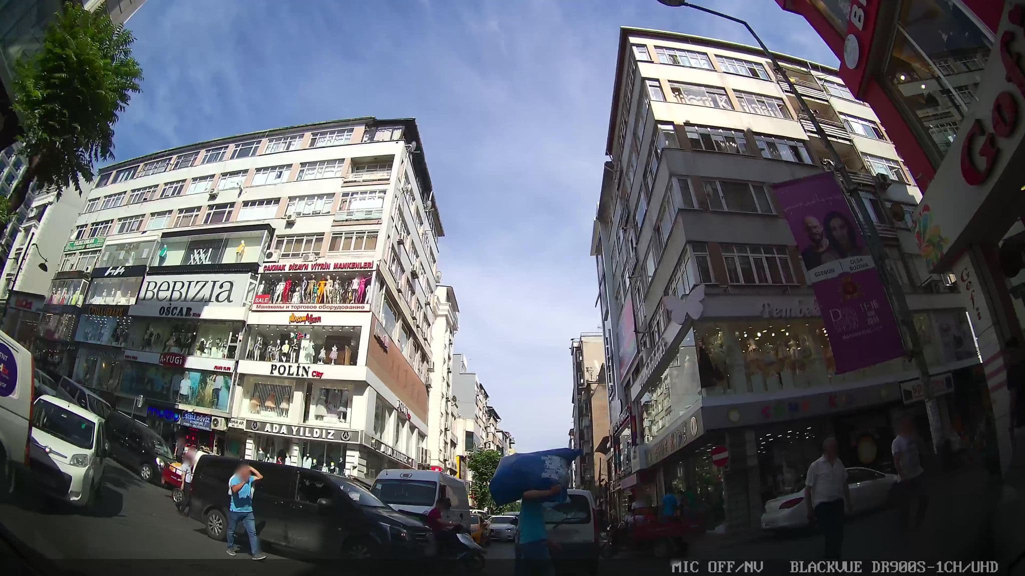 Street view near Version hotel, Istanbul — © asturksever (CC BY-SA · Mapillary)