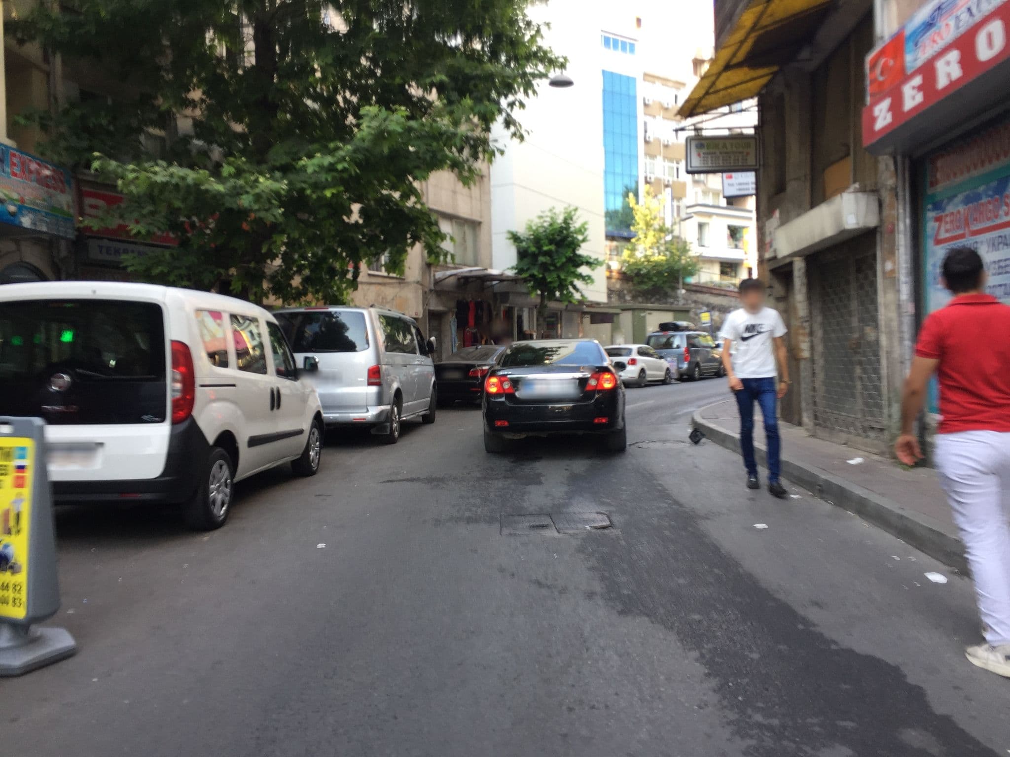 Street view near Darkmen Otel, Istanbul — © sessiznotalar (CC BY-SA · Mapillary)