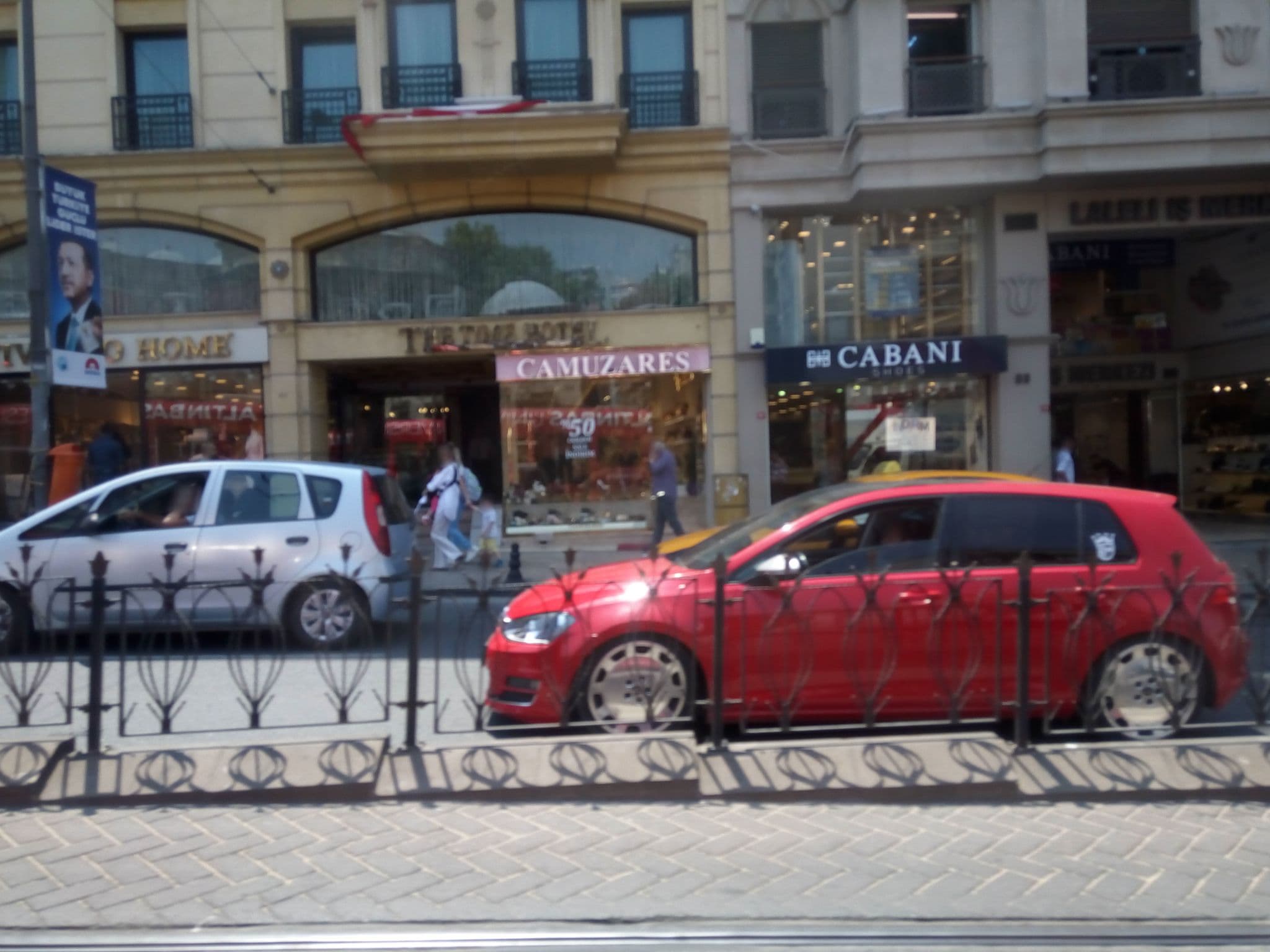 Street view near Thetımehotel, Istanbul — © mapfool (CC BY-SA · Mapillary)
