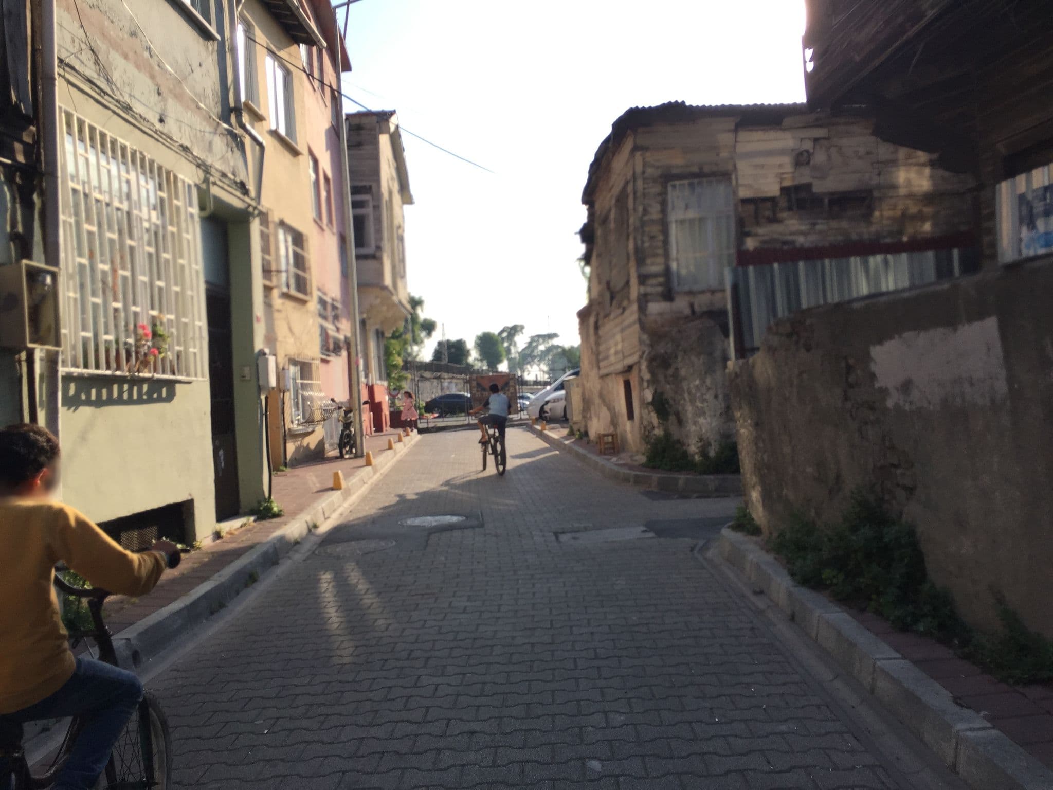 Street view near April Hotel, Sultanahmet — © sessiznotalar (CC BY-SA · Mapillary)