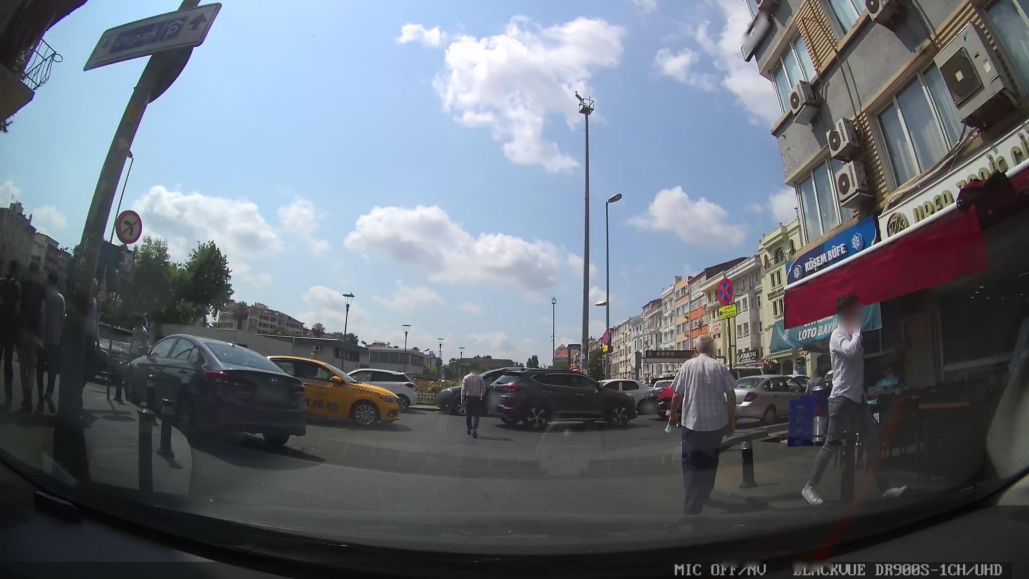 Street view near City Otel Istanbul, Istanbul — © asturksever (CC BY-SA · Mapillary)