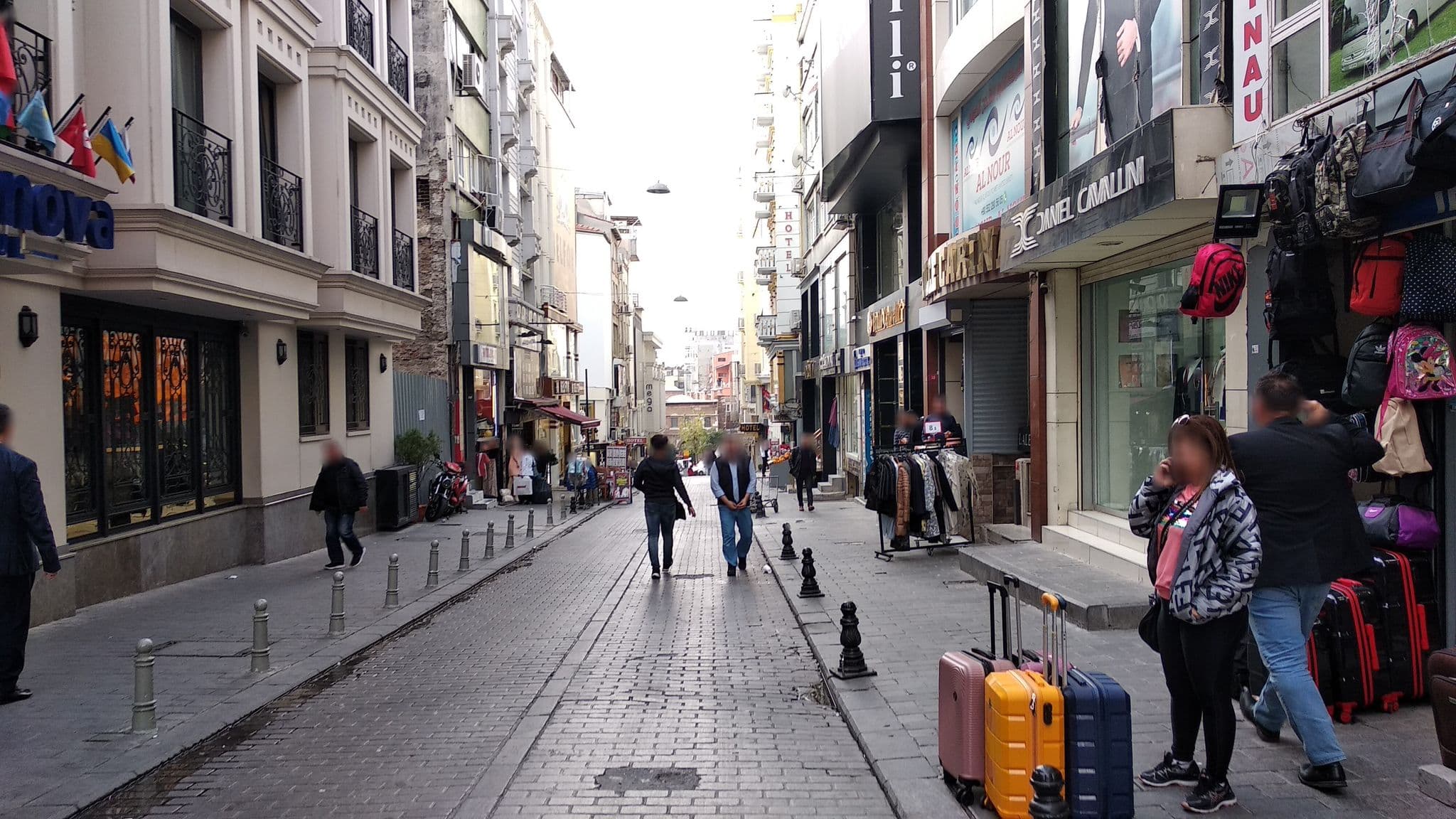 Street view near You know Turkishhotel genova istanbul, Istanbul — © boracasli (CC BY-SA · Mapillary)