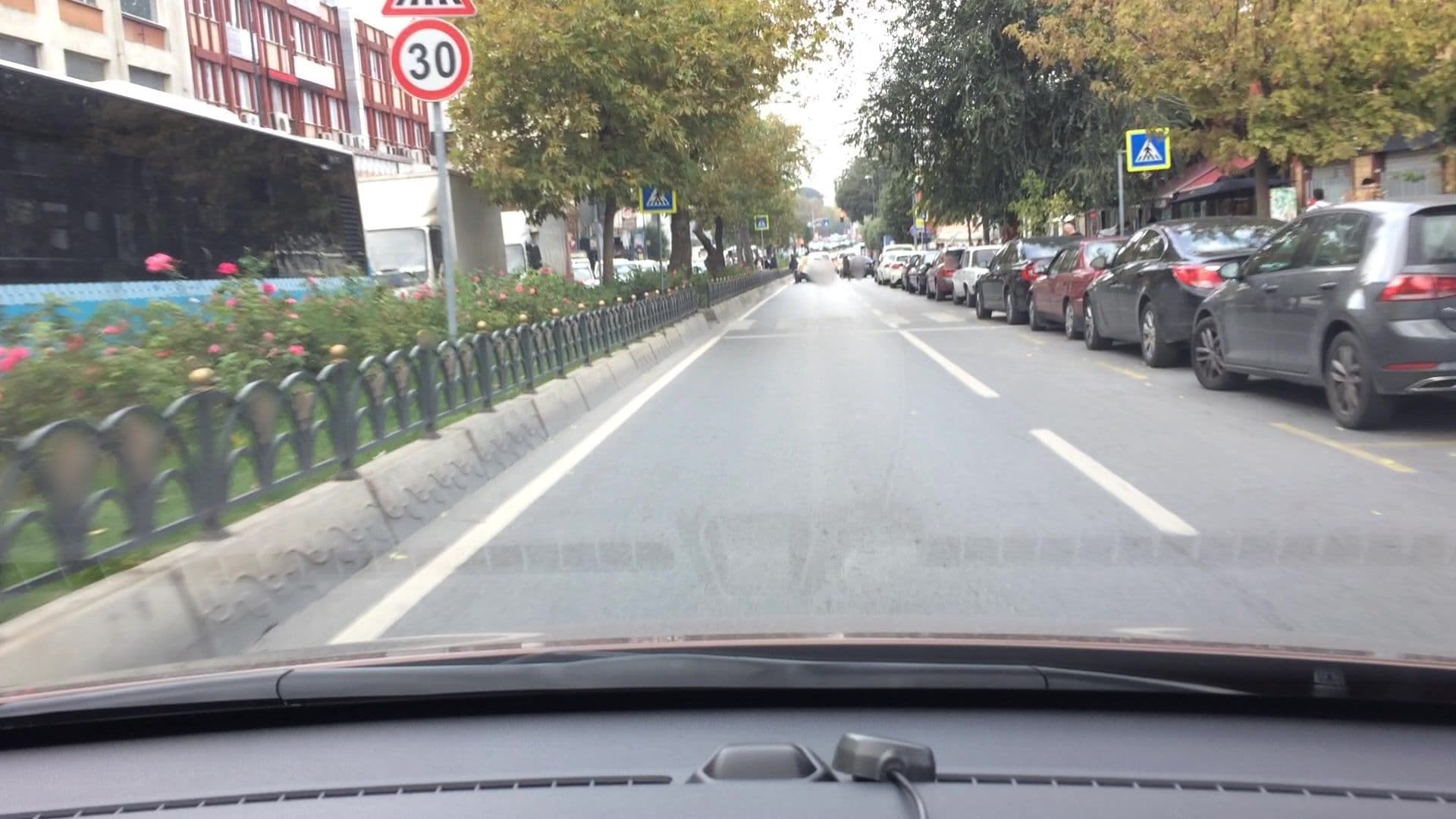 Street view near Rayelin Hotel Old City Special Class, Istanbul — © lvl5 (CC BY-SA · Mapillary)