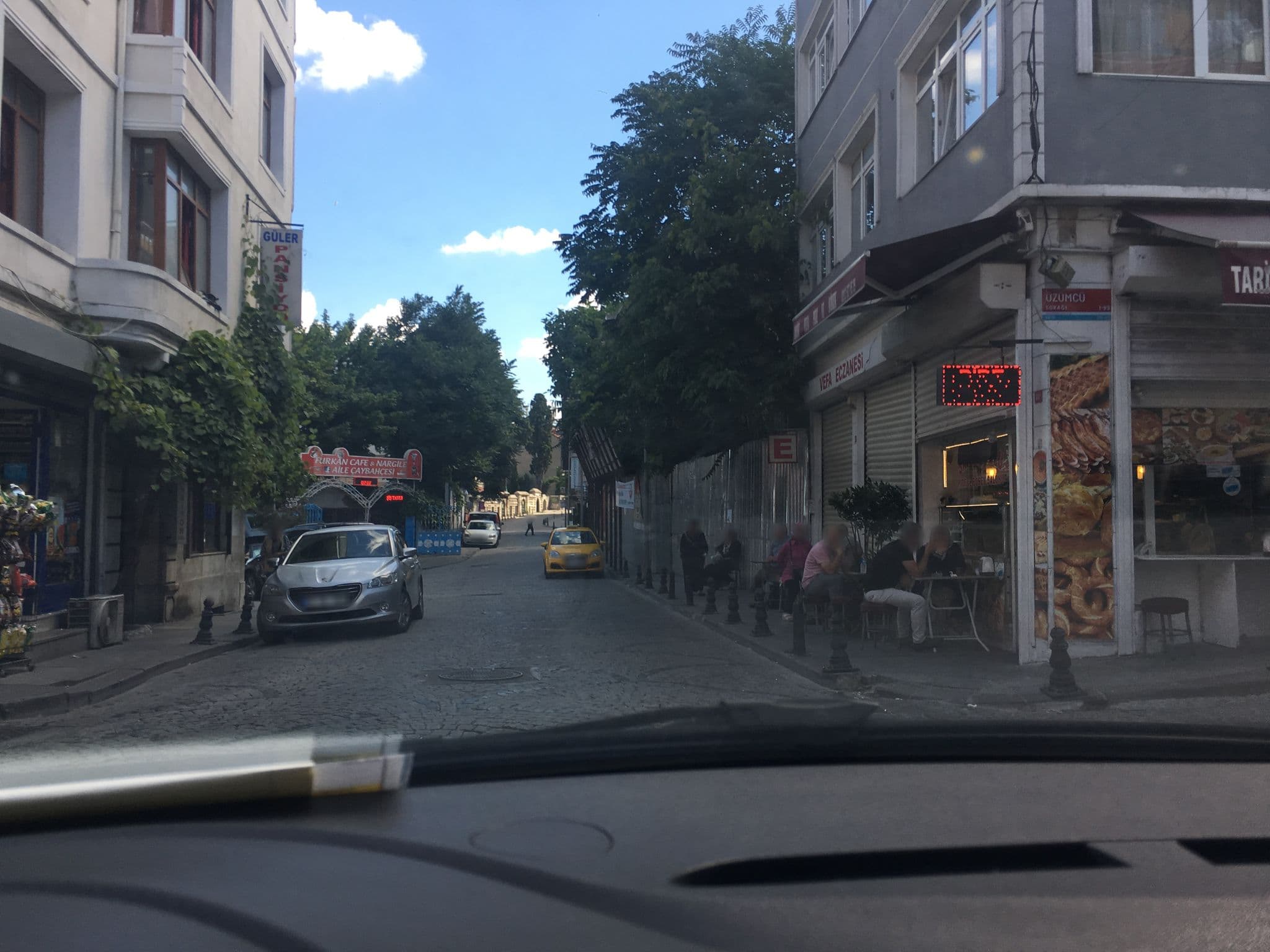 Street view near Nagehan Hotel old city, Istanbul — © myusufuyan (CC BY-SA · Mapillary)