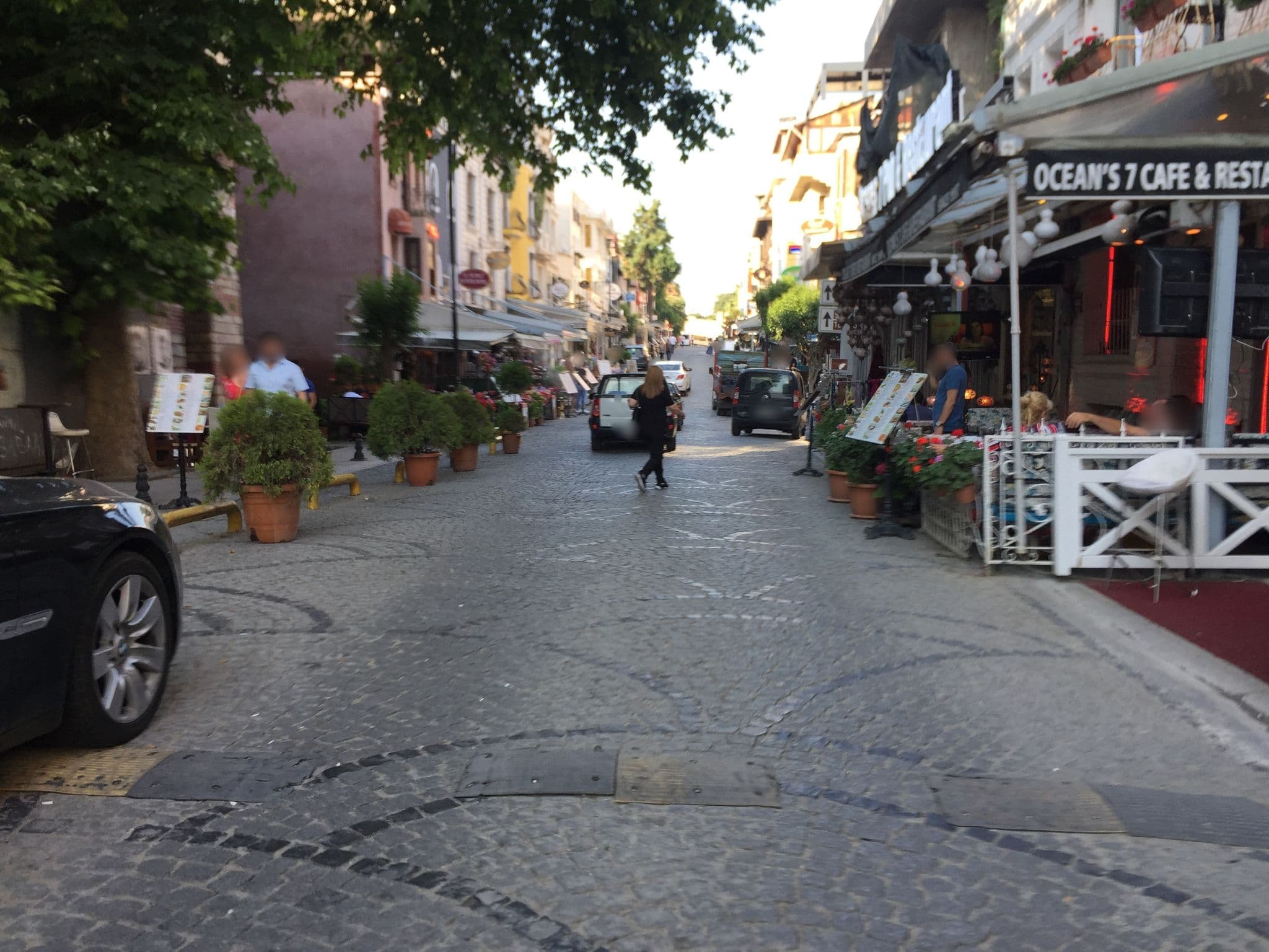 Street view near Elblanco hotel Istanbul, Sultanahmet — © sessiznotalar (CC BY-SA · Mapillary)