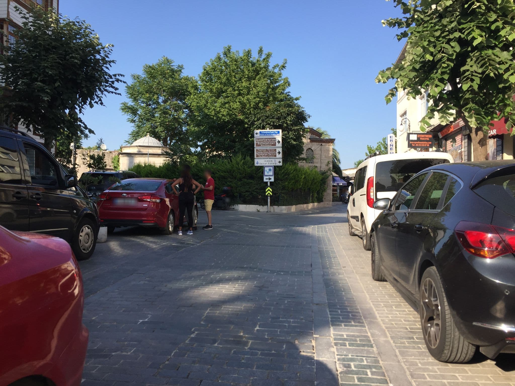 Street view near Sultan Corner Hotel, Sultanahmet — © sessiznotalar (CC BY-SA · Mapillary)