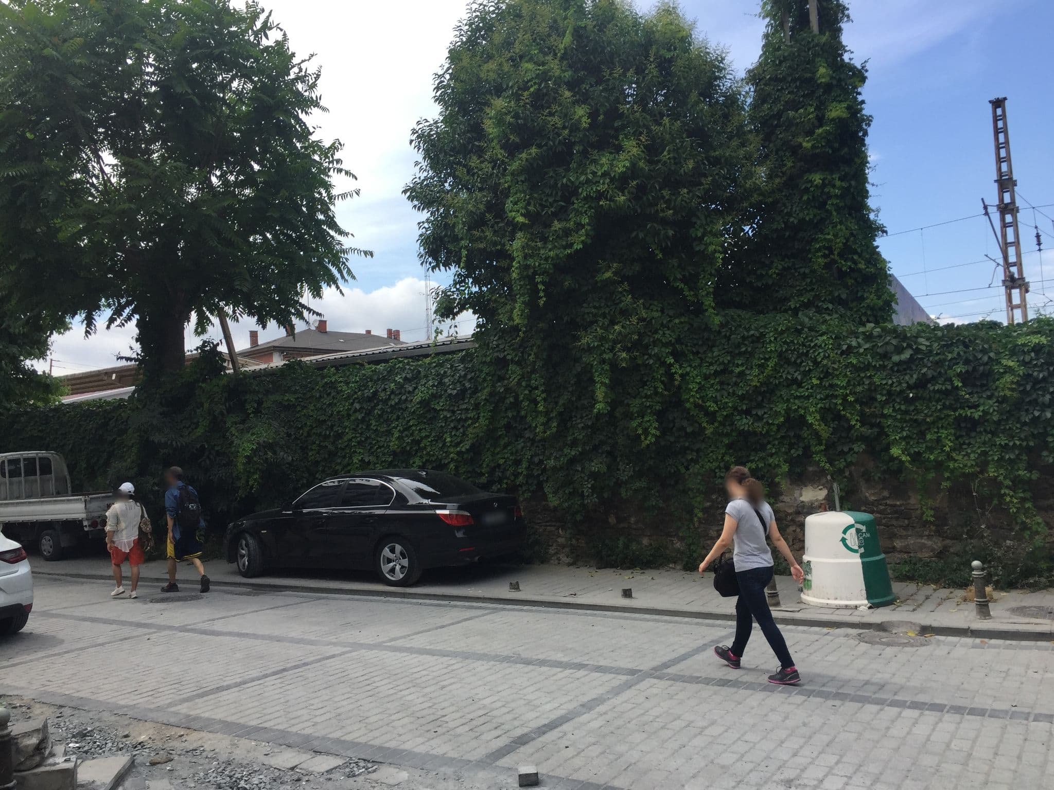 Street view near oldcityfamilyhotel, Eminönü — © sessiznotalar (CC BY-SA · Mapillary)