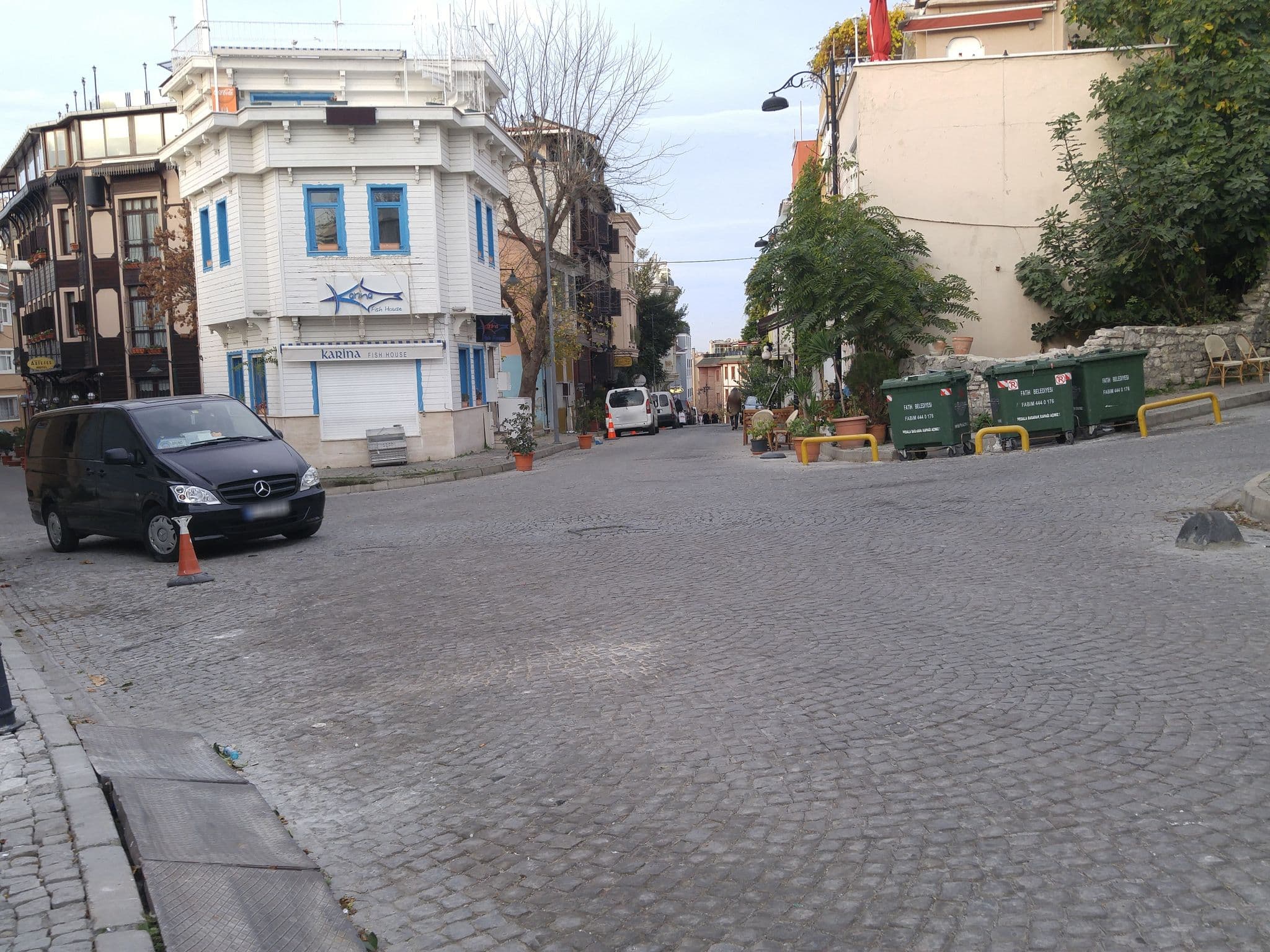 Street view near Otel Buhara, Sultanahmet — © eneerhut (CC BY-SA · Mapillary)