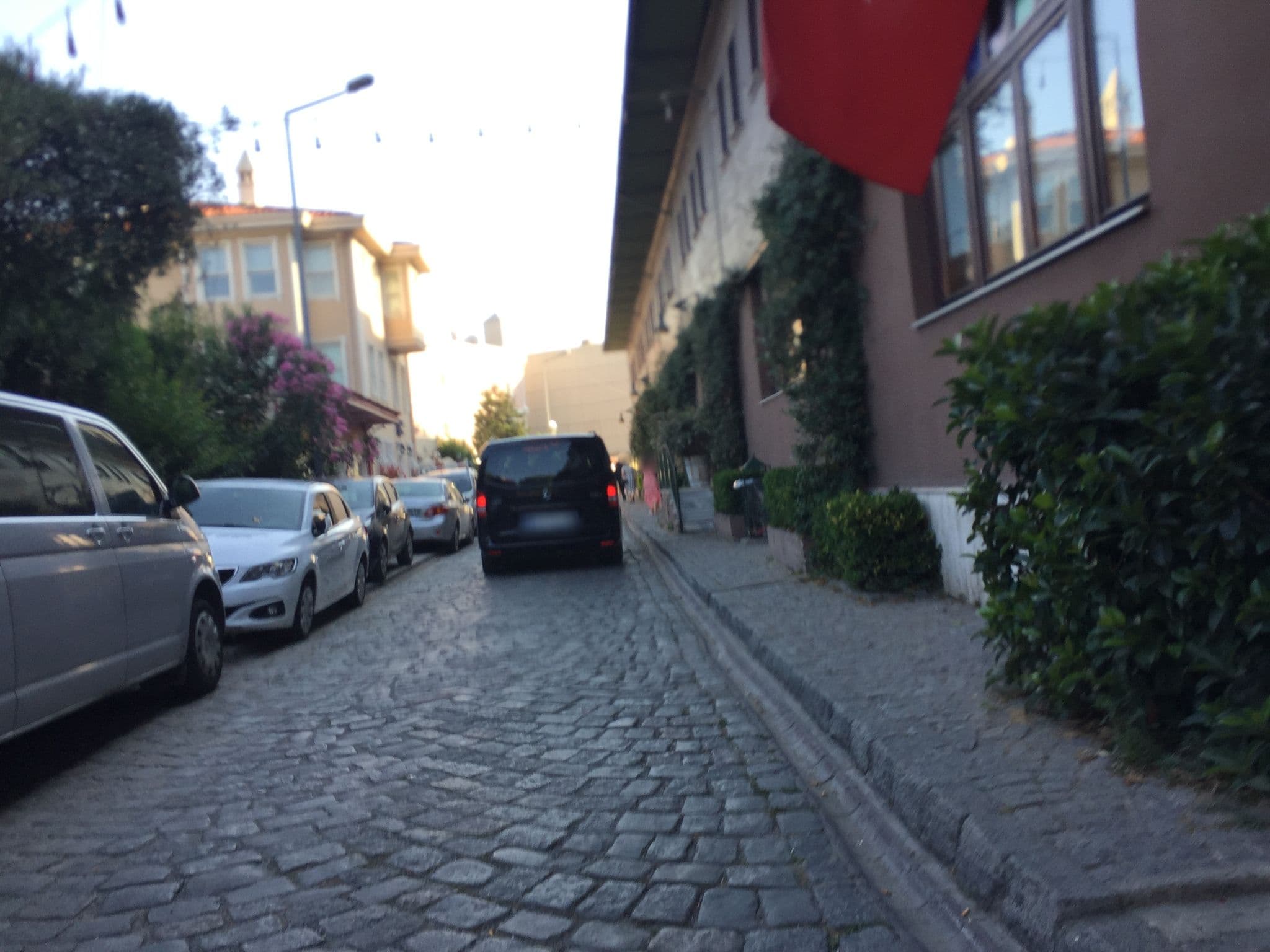 Street view near Armada Istanbul Old City Hotel, Sultanahmet — © sessiznotalar (CC BY-SA · Mapillary)