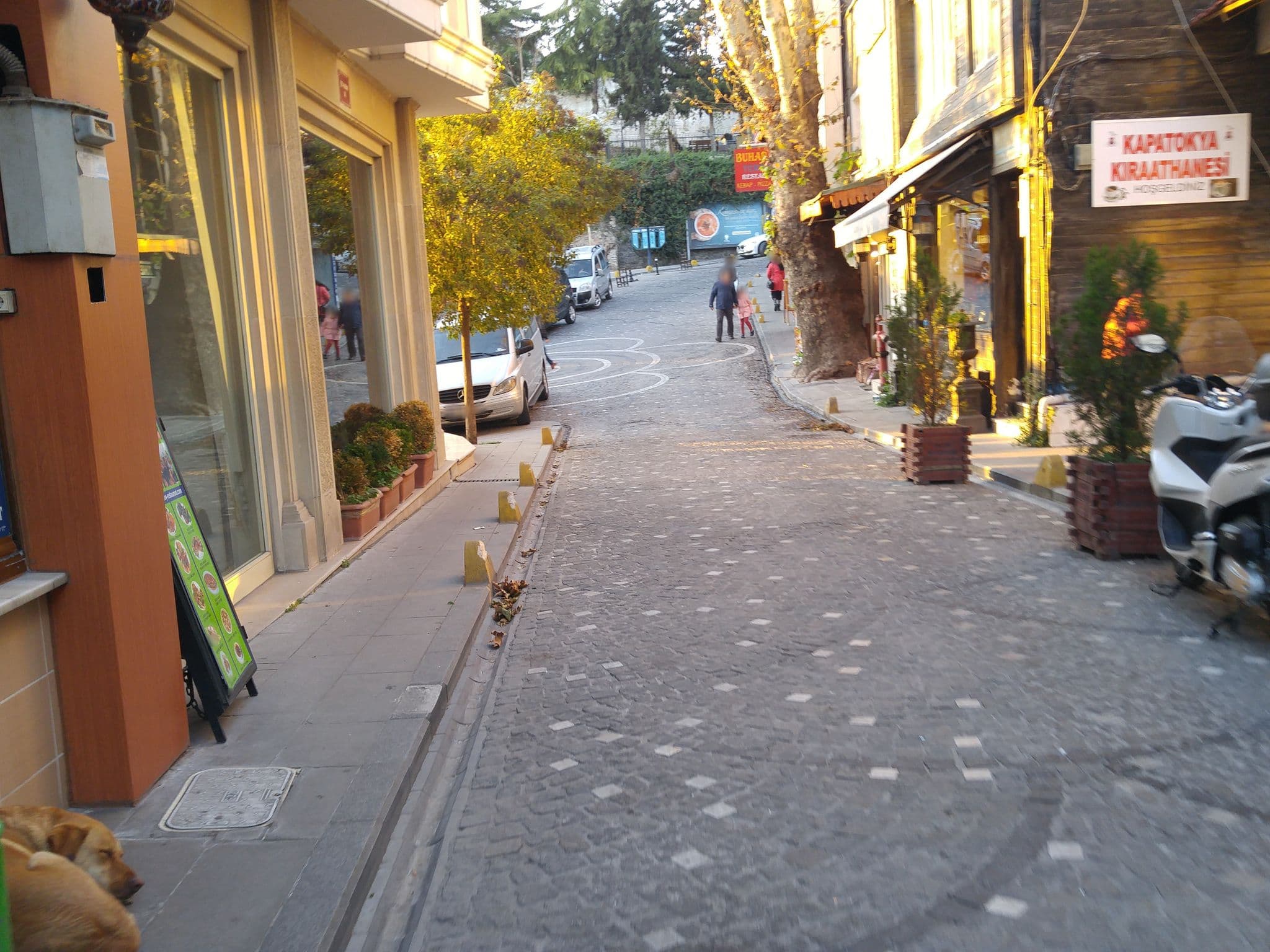 Street view near RW BOUTİQUE HOTEL, Sultanahmet — © eneerhut (CC BY-SA · Mapillary)