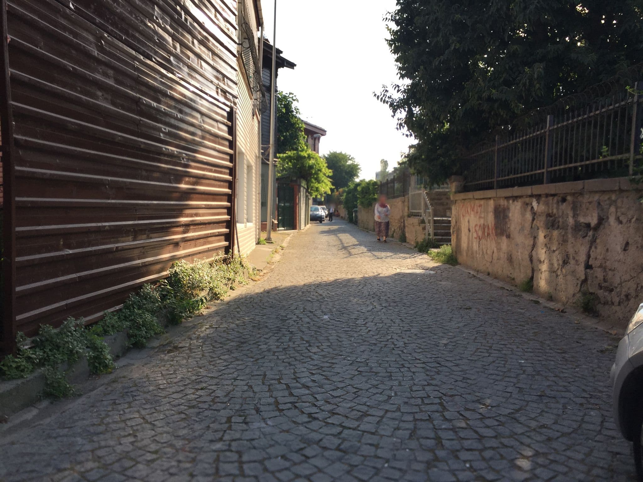 Street view near amida house, Sultanahmet — © sessiznotalar (CC BY-SA · Mapillary)