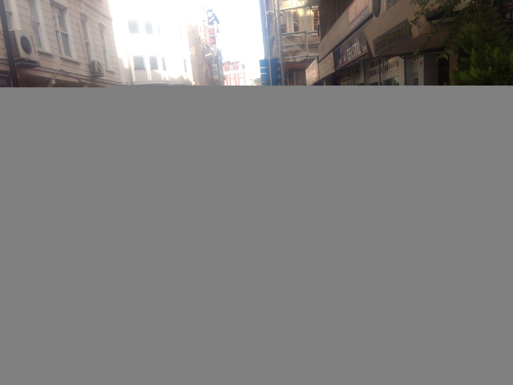 Street view near Oldİstanbul Otel, Eminönü — © mapeadora (CC BY-SA · Mapillary)