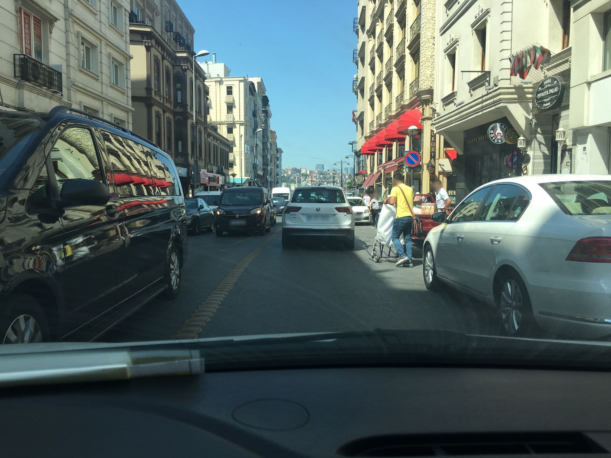 Street view near Venue Hotel, Eminönü — © myusufuyan (CC BY-SA · Mapillary)