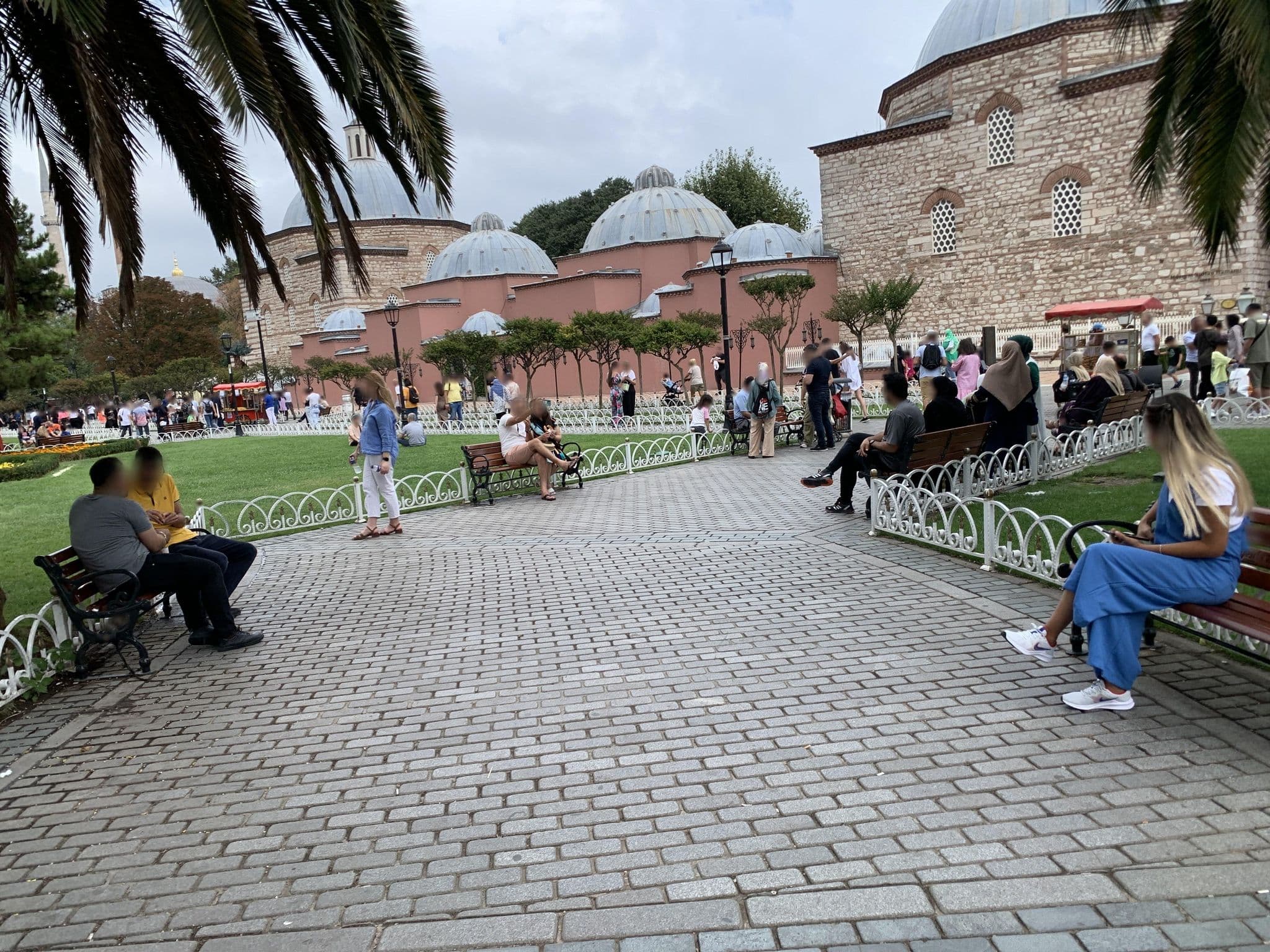 Street view near Hilton Garden Inn, Sultanahmet — © robot8a (CC BY-SA · Mapillary)