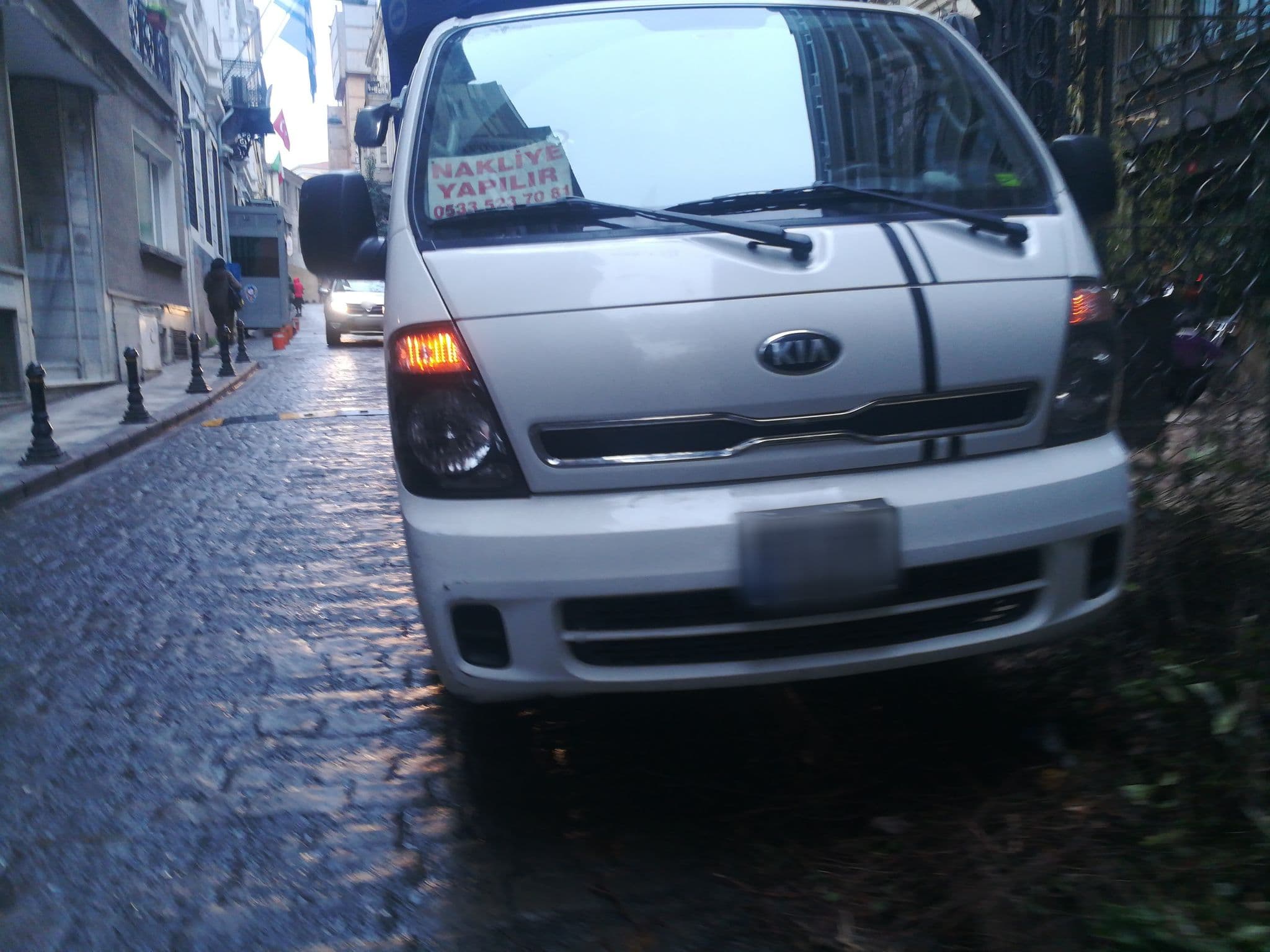 Street view near Corinne Hotel & Brasserie, Eminönü — © mart_anne (CC BY-SA · Mapillary)