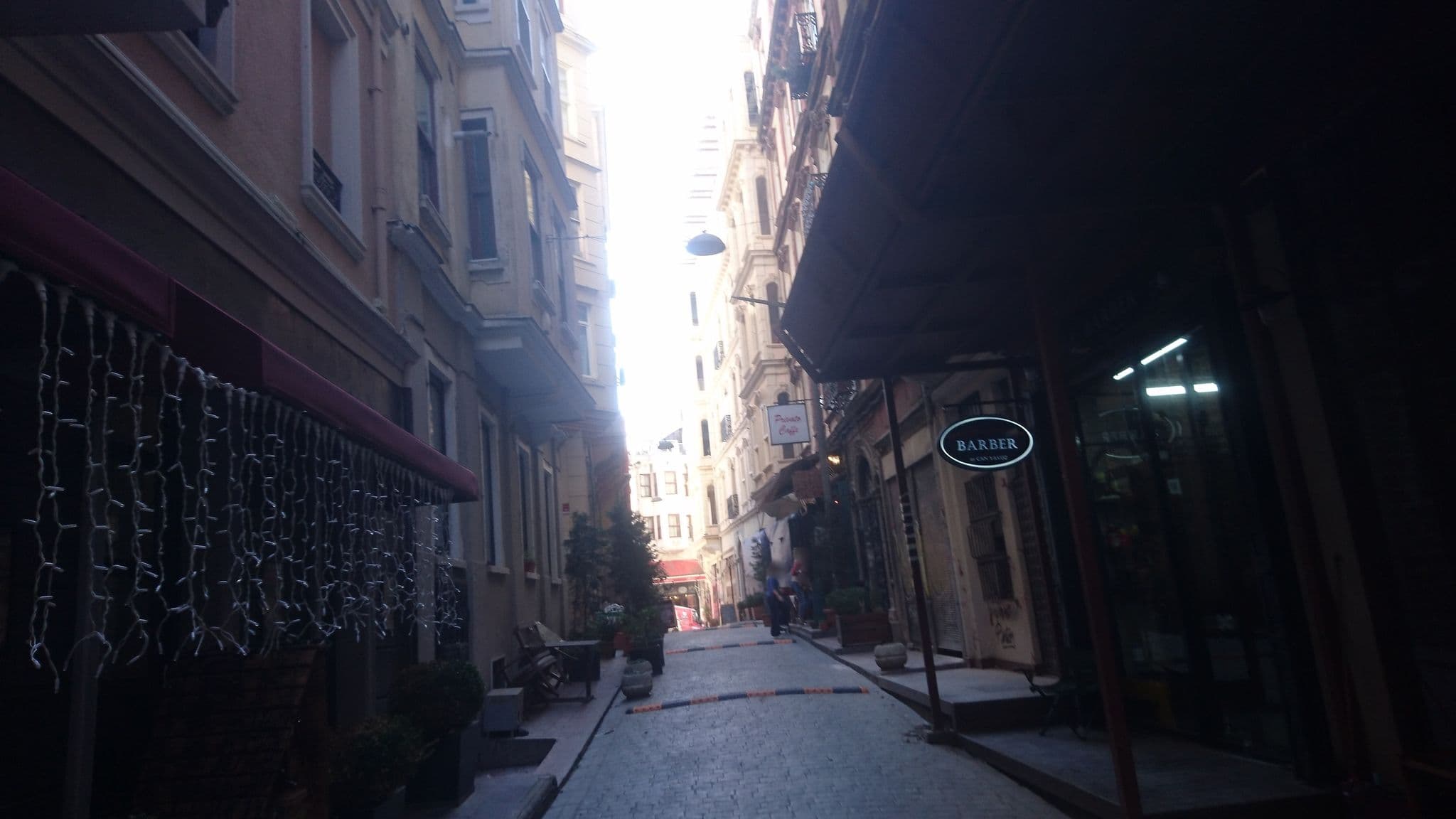 Street view near Chillout Papillon, Eminönü — © ferhat6155 (CC BY-SA · Mapillary)