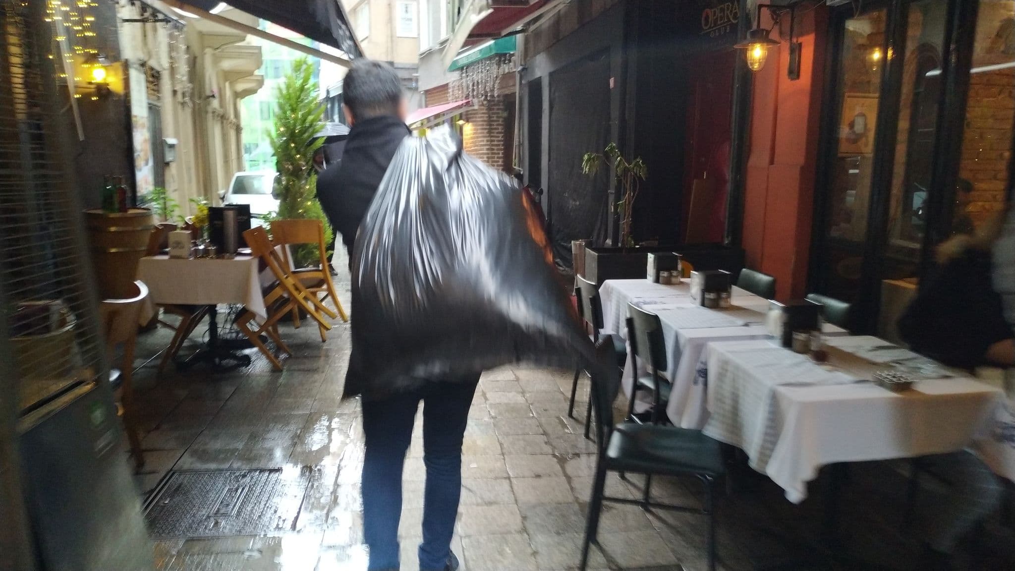 Street view near Devran Otel, Eminönü — © helgafolk (CC BY-SA · Mapillary)