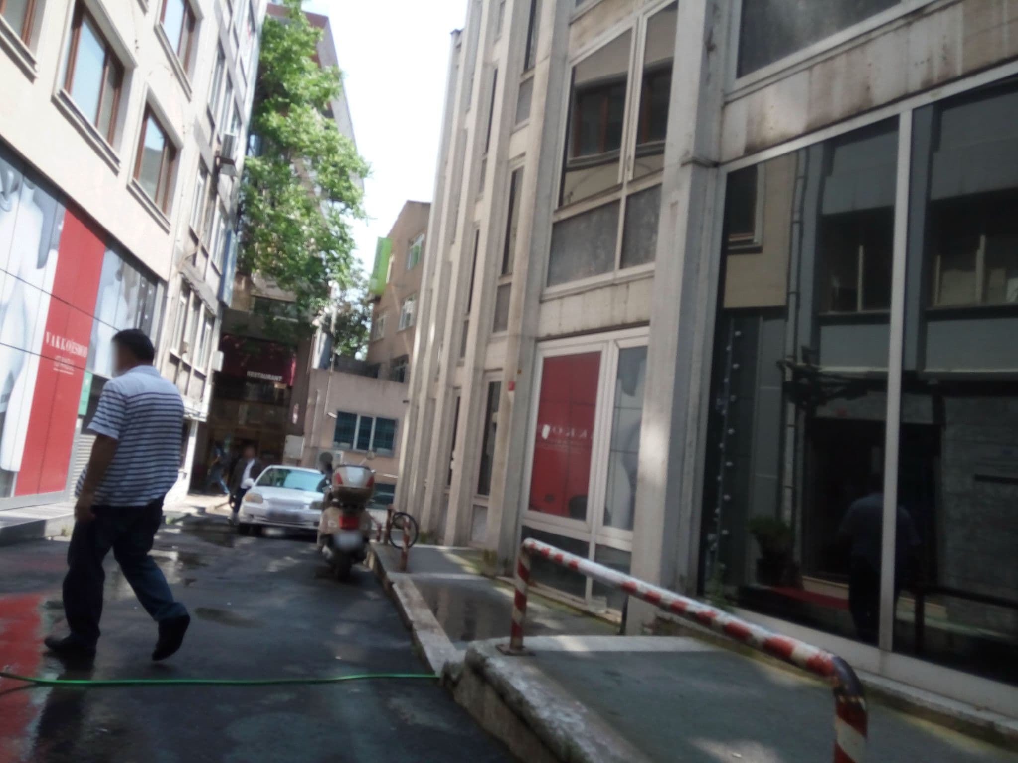 Street view near NO 301, Eminönü — © mapfool (CC BY-SA · Mapillary)