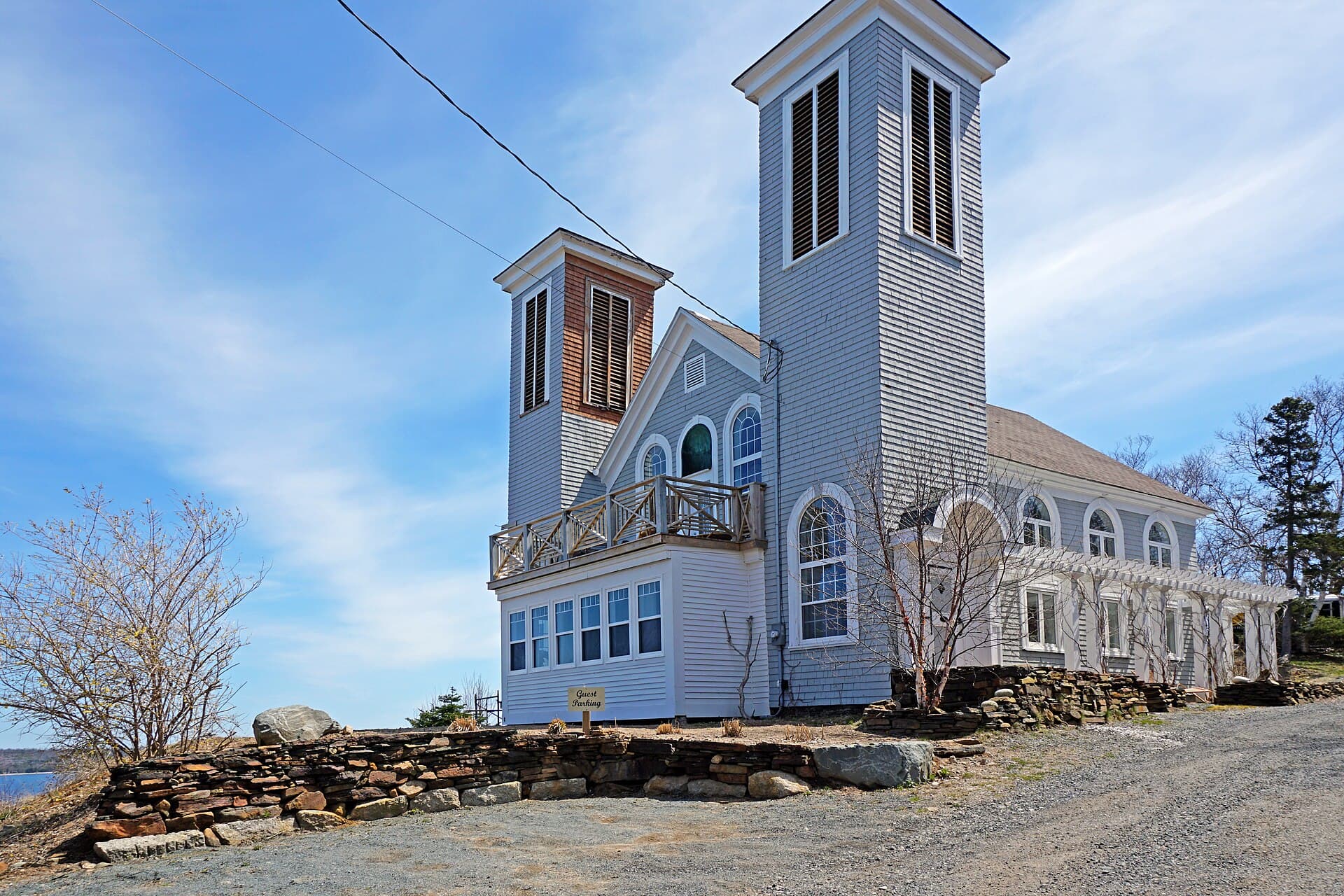 Star of the Sea B&B (via Wikimedia Commons, CC BY-SA 2.0)