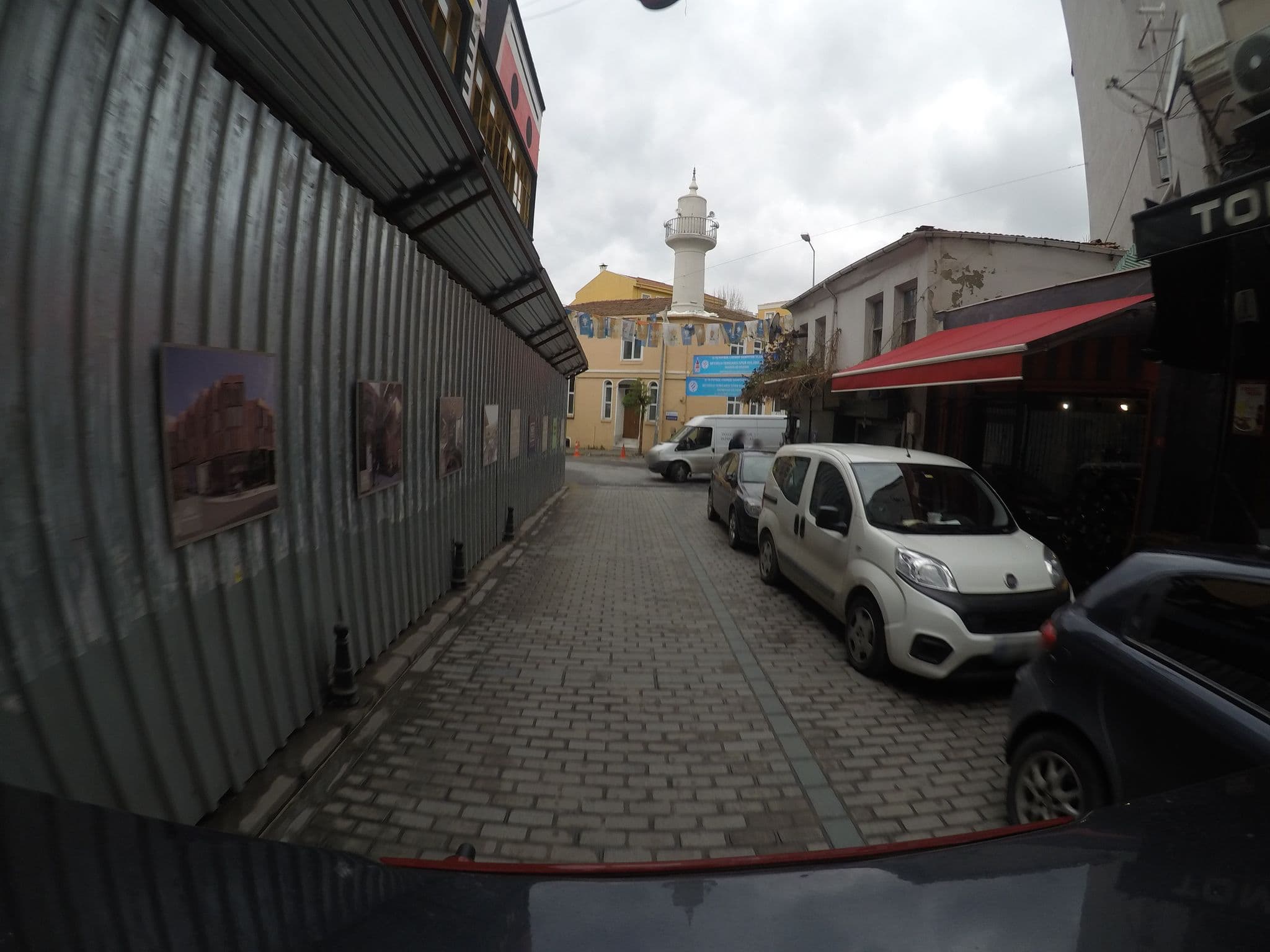 Street view near La Casa Di Maria Pia, Eminönü — © chrisbeddow (CC BY-SA · Mapillary)