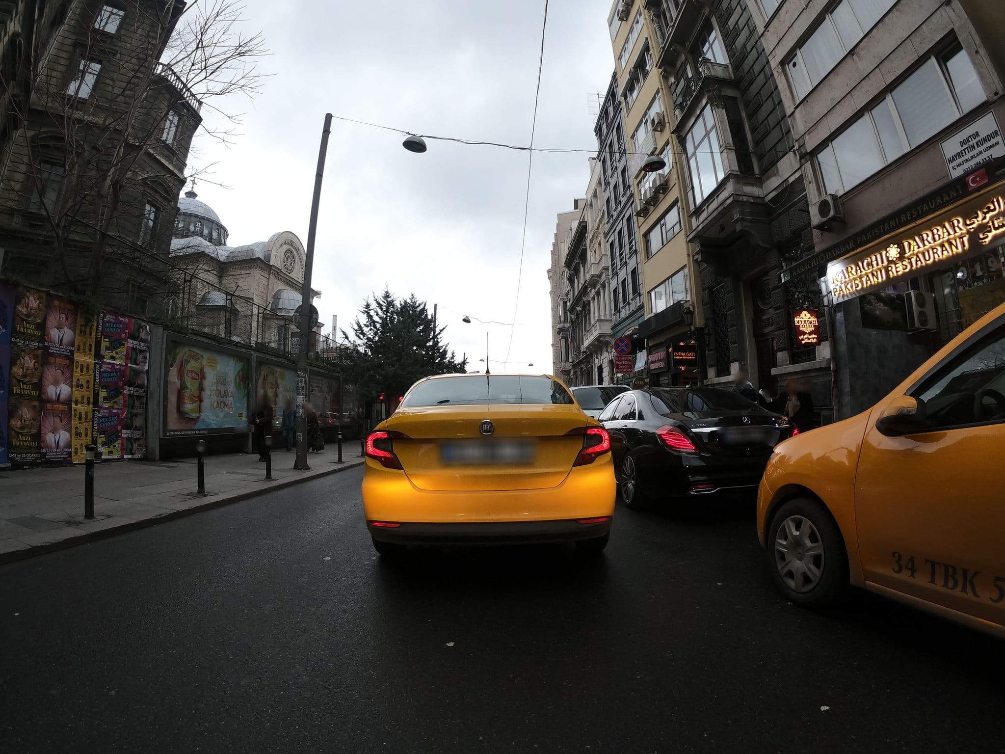 Street view near Hotel Butik Star, Eminönü — © chrisbeddow (CC BY-SA · Mapillary)