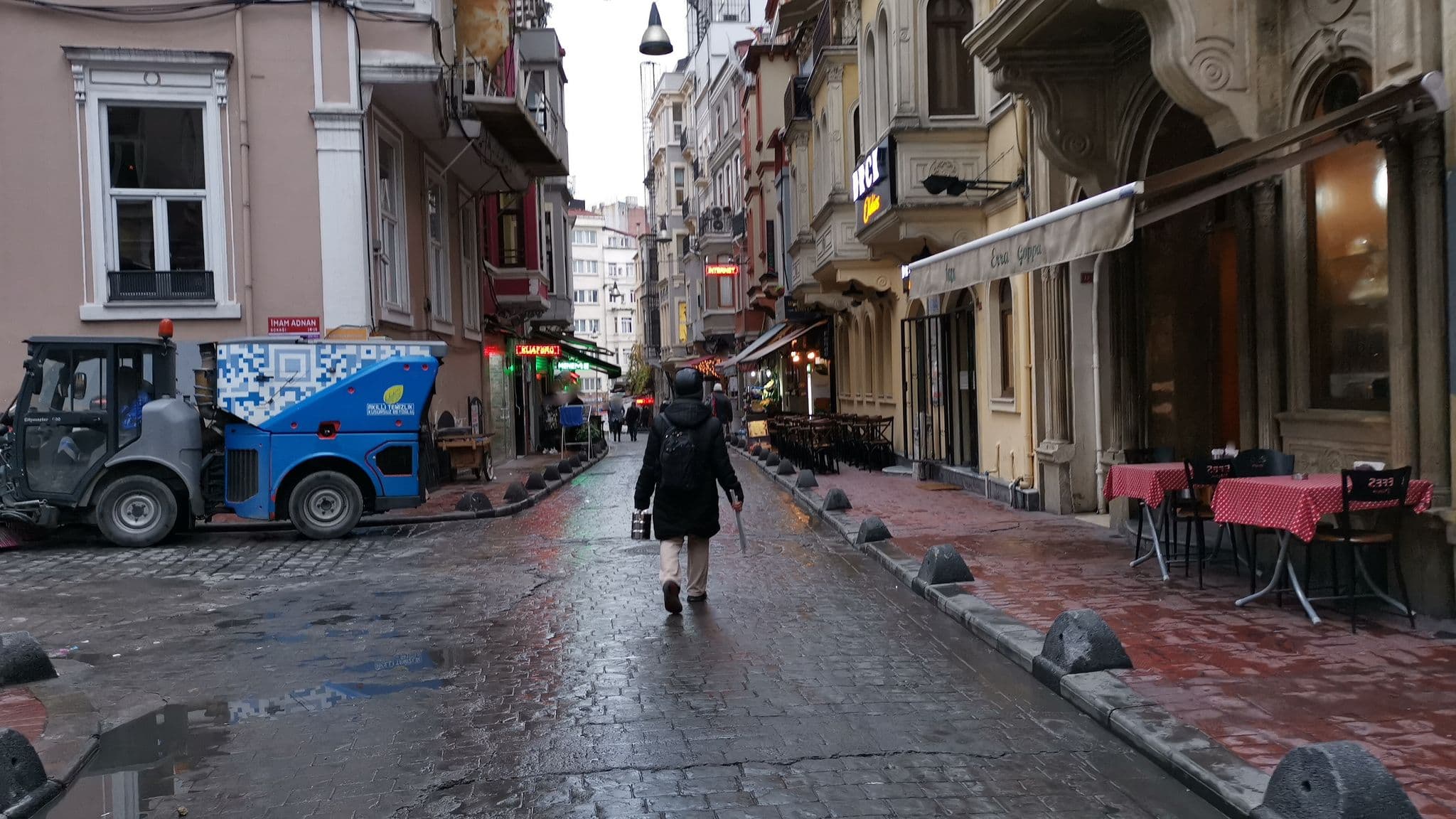 Street view near Taksim House Hotel, Eminönü — © asturksever (CC BY-SA · Mapillary)