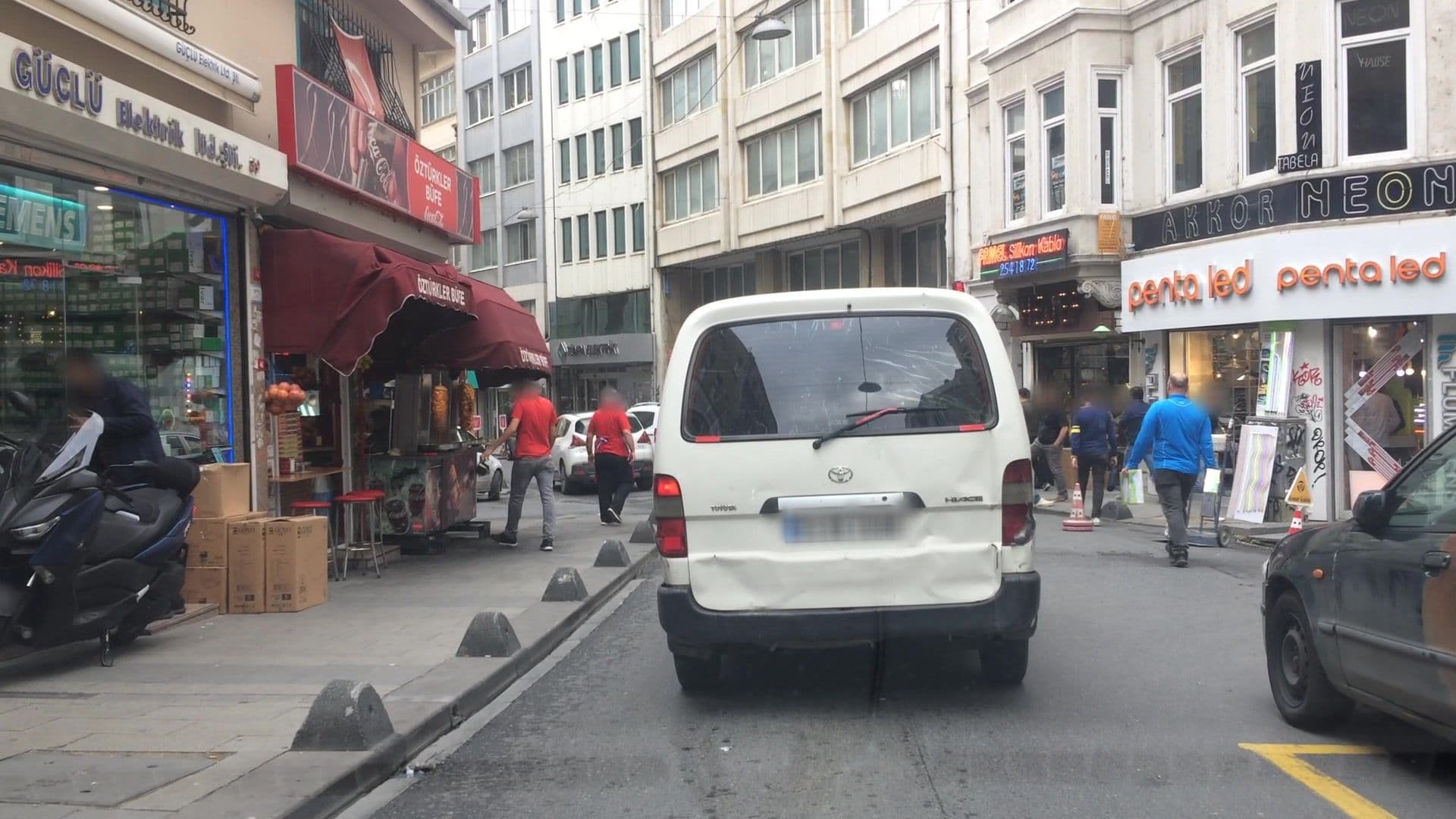 Street view near THE ARAMİS GALATA HOTEL, Eminönü — © lvl5 (CC BY-SA · Mapillary)