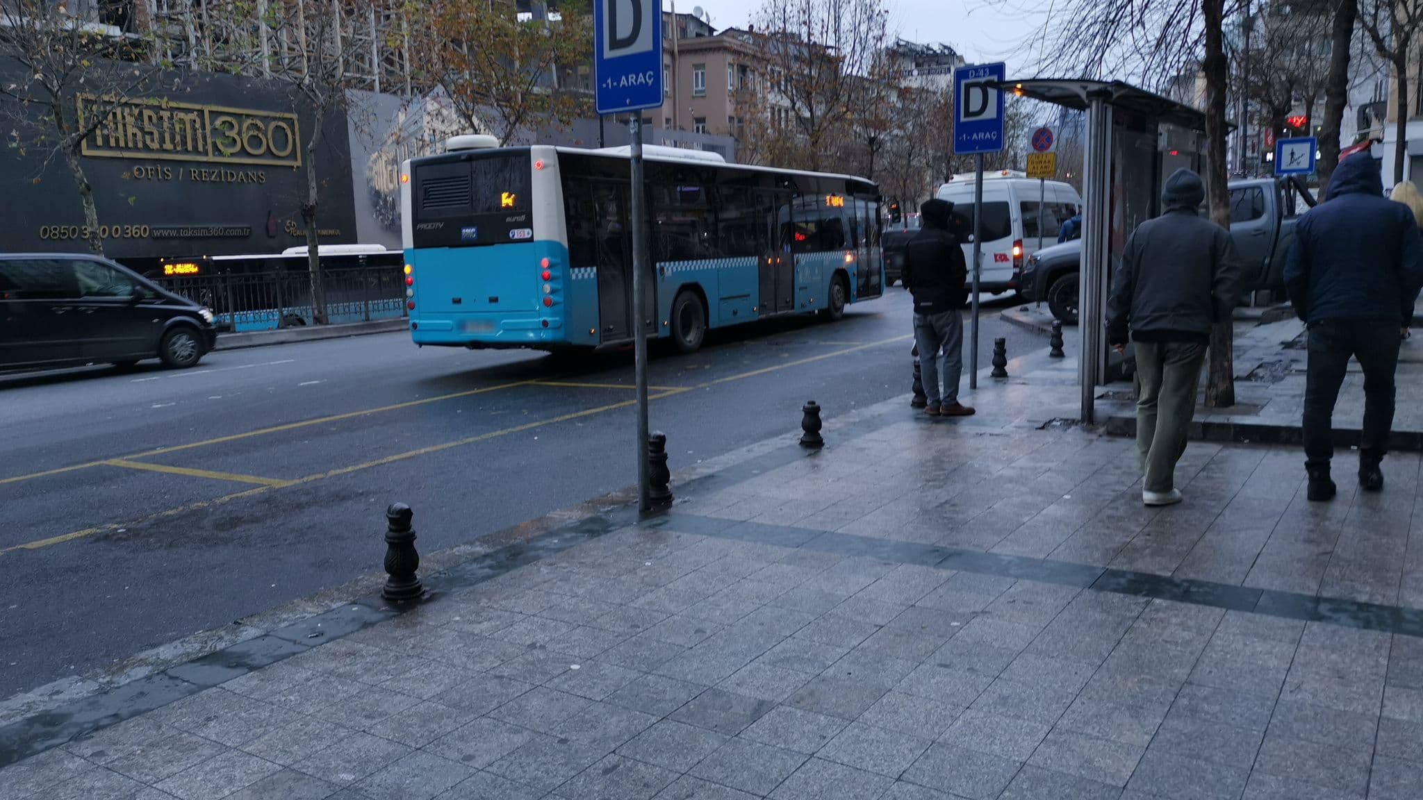 Street view near Taksim Park Suites, Eminönü — © asturksever (CC BY-SA · Mapillary)