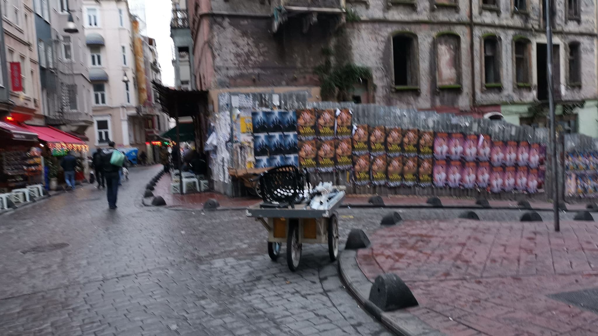 Street view near the bahceli suites, Eminönü — © asturksever (CC BY-SA · Mapillary)