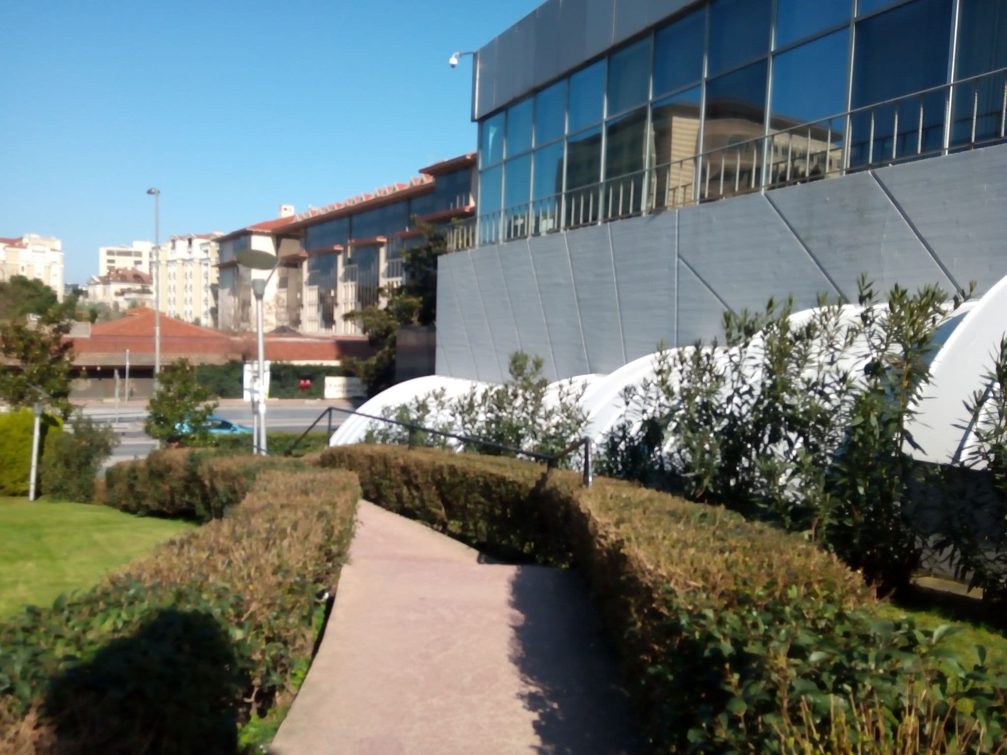 Street view near Ceylan Otel, Şişli — © asefakcby (CC BY-SA · Mapillary)