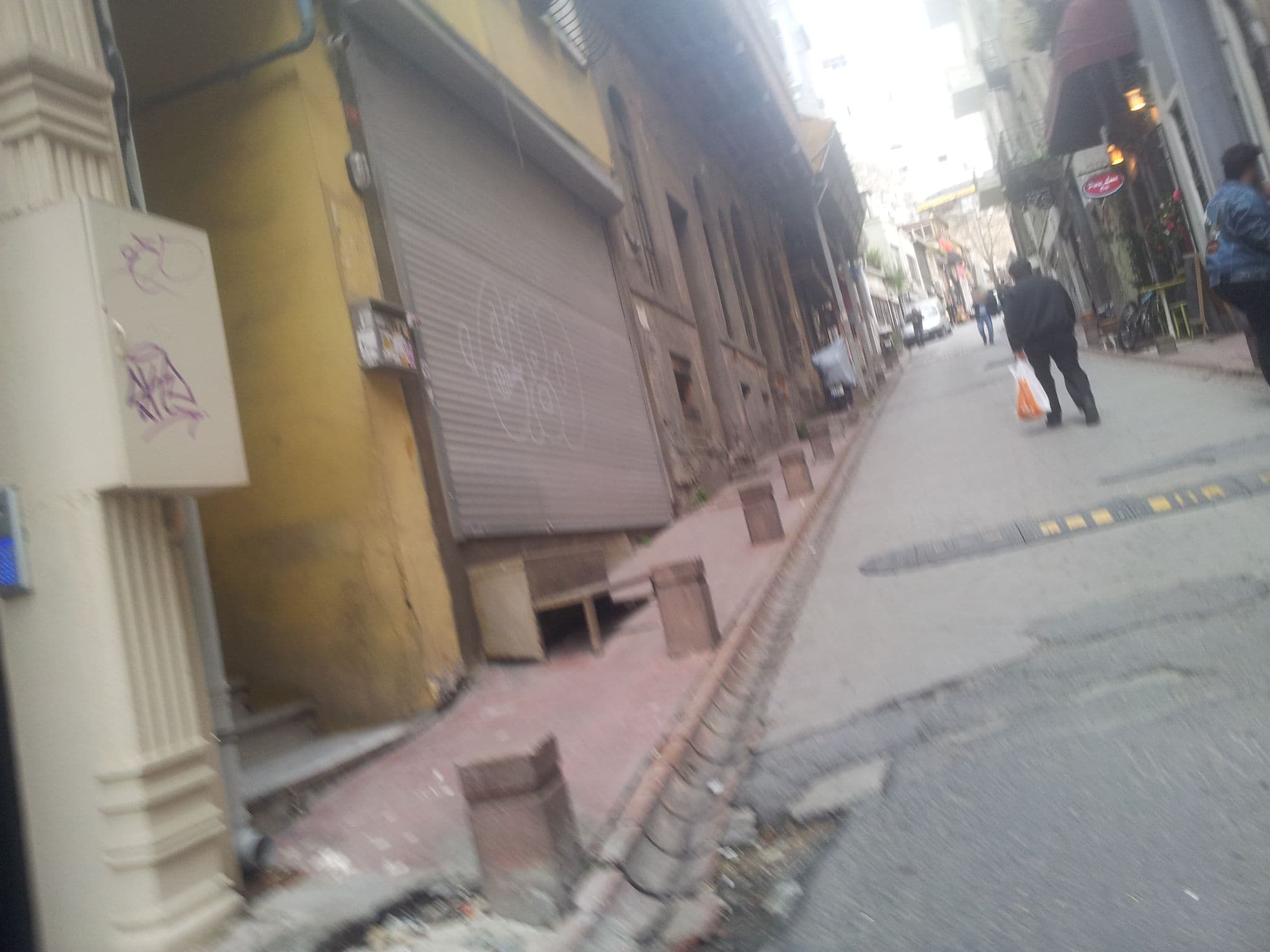 Street view near Red River Hostel, Eminönü — © elgaard (CC BY-SA · Mapillary)