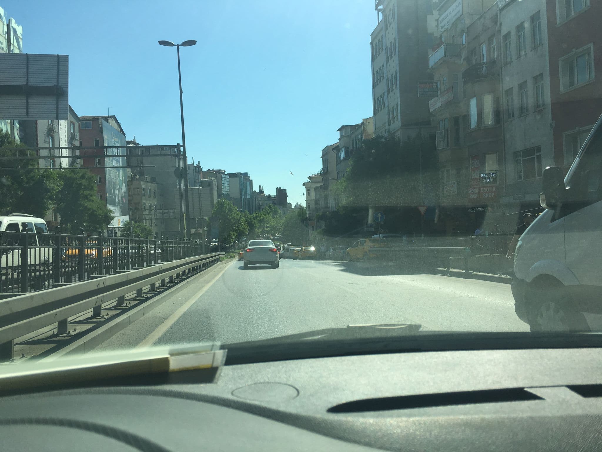Street view near Alfa Aparts Suit, Eminönü — © myusufuyan (CC BY-SA · Mapillary)