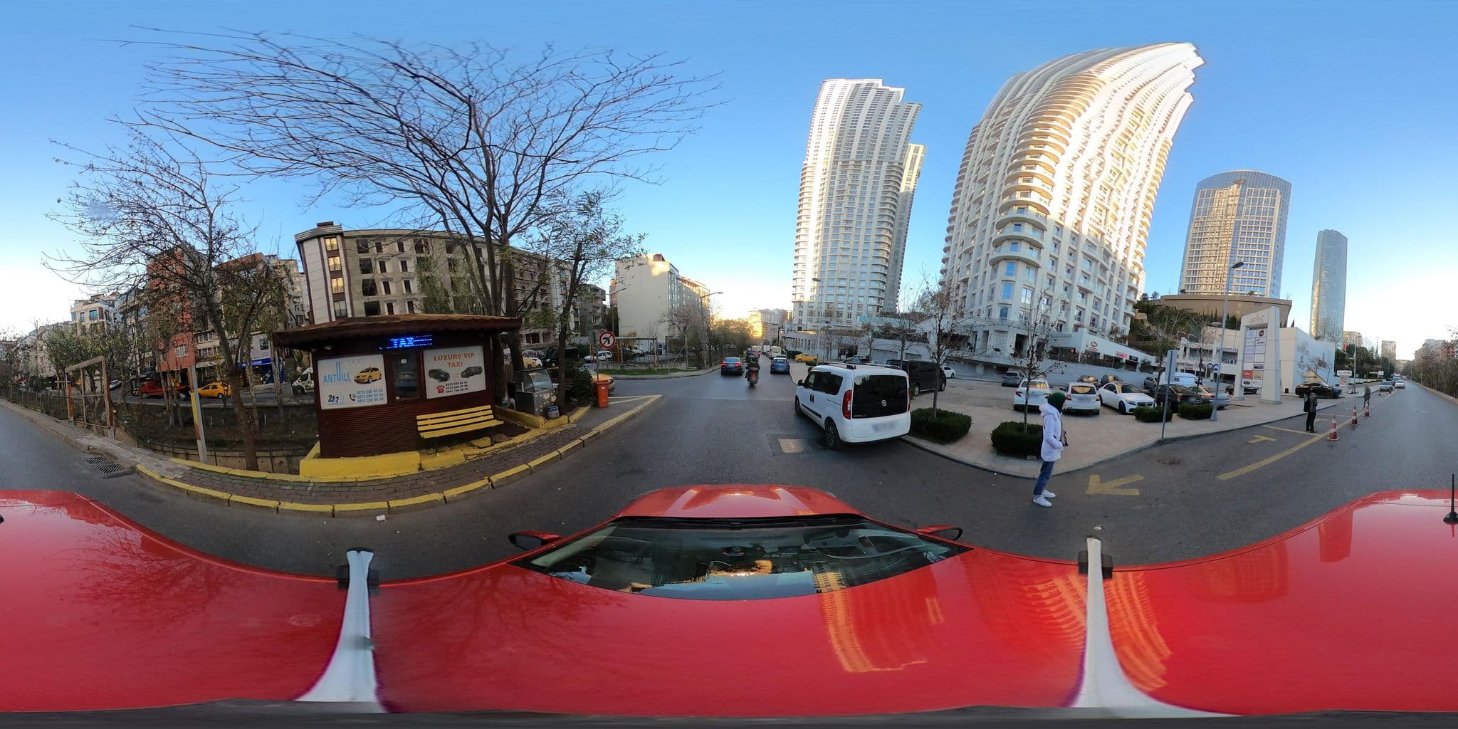 Street view near freser, Şişli — © ademturkmen (CC BY-SA · Mapillary)