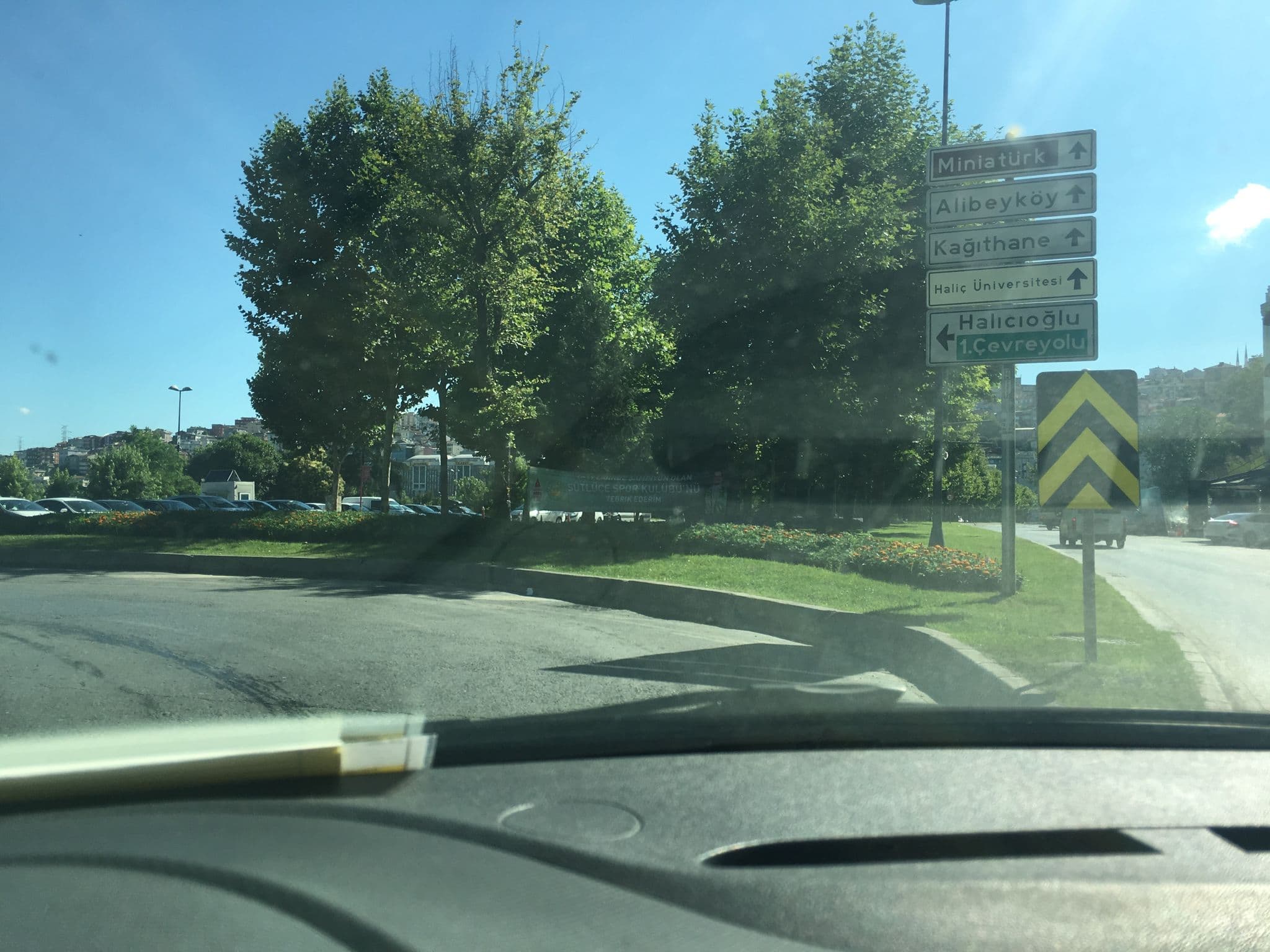 Street view near Onni Hammam Spa, Fatih — © myusufuyan (CC BY-SA · Mapillary)