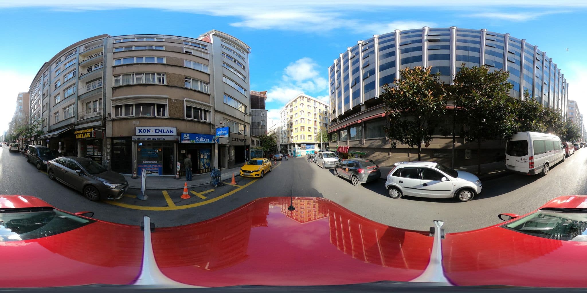 Street view near Mercure Bomonti Hotel, Şişli — © yturkmenoglu (CC BY-SA · Mapillary)