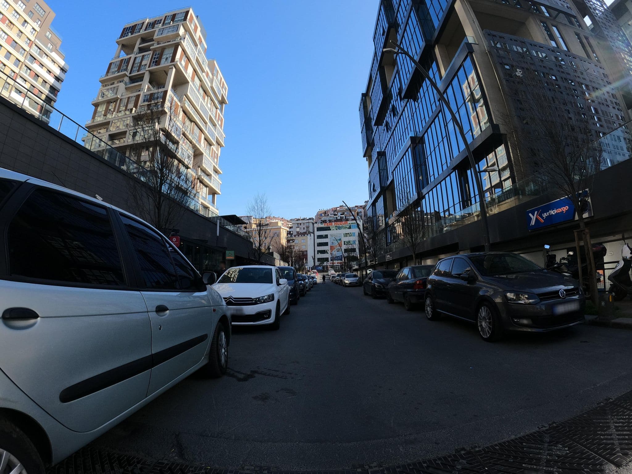 Street view near Rebuplica Hotel, Şişli — © 58zarali (CC BY-SA · Mapillary)
