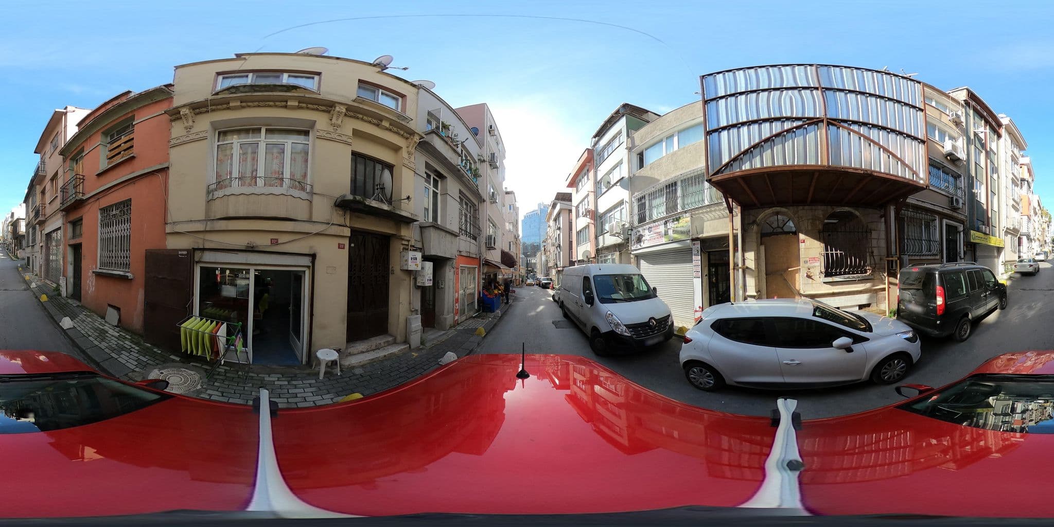 Street view near İstanbul, Şişli — © ademturkmen (CC BY-SA · Mapillary)