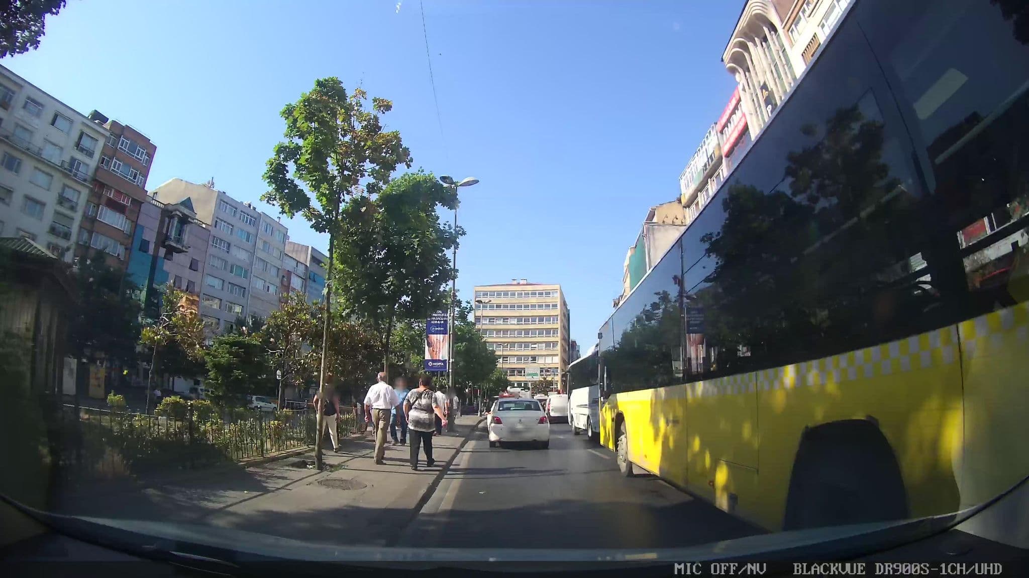 Street view near A Palace Luxury Suites, Şişli — © ahmetegri (CC BY-SA · Mapillary)