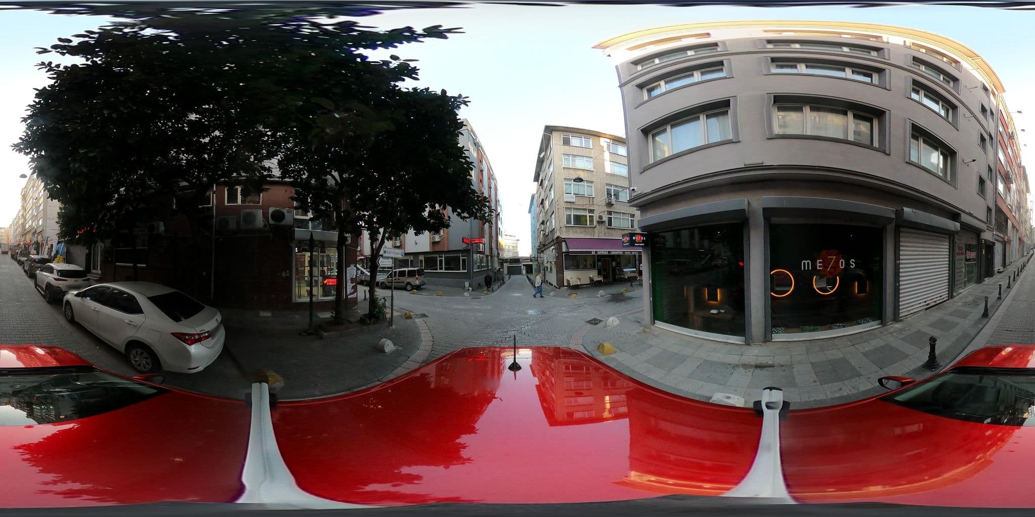 Street view near Şirin Hotel, Salacak — © ademturkmen (CC BY-SA · Mapillary)