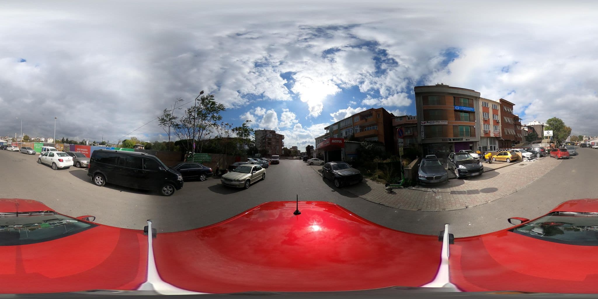 Street view near Kadıköy Linda Hotel, Salacak — © ademturkmen (CC BY-SA · Mapillary)